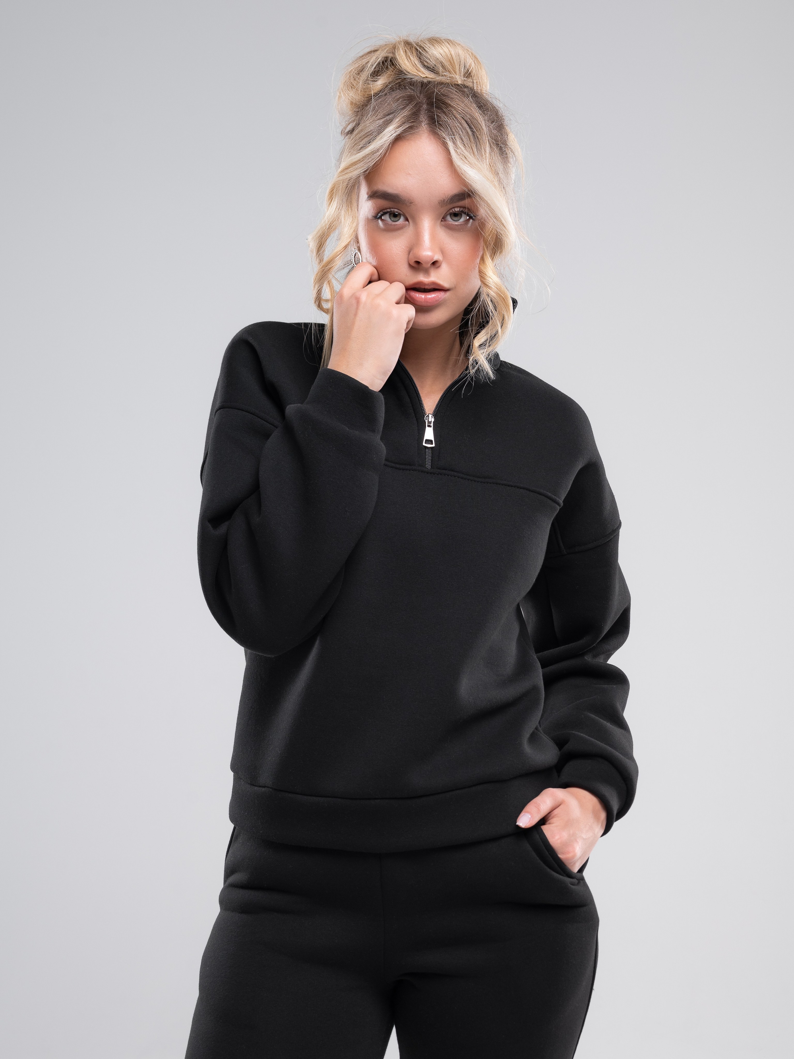 Женские костюмы. Предметный фотограф, фото для маркетплейсов Пятигорск, КМВ