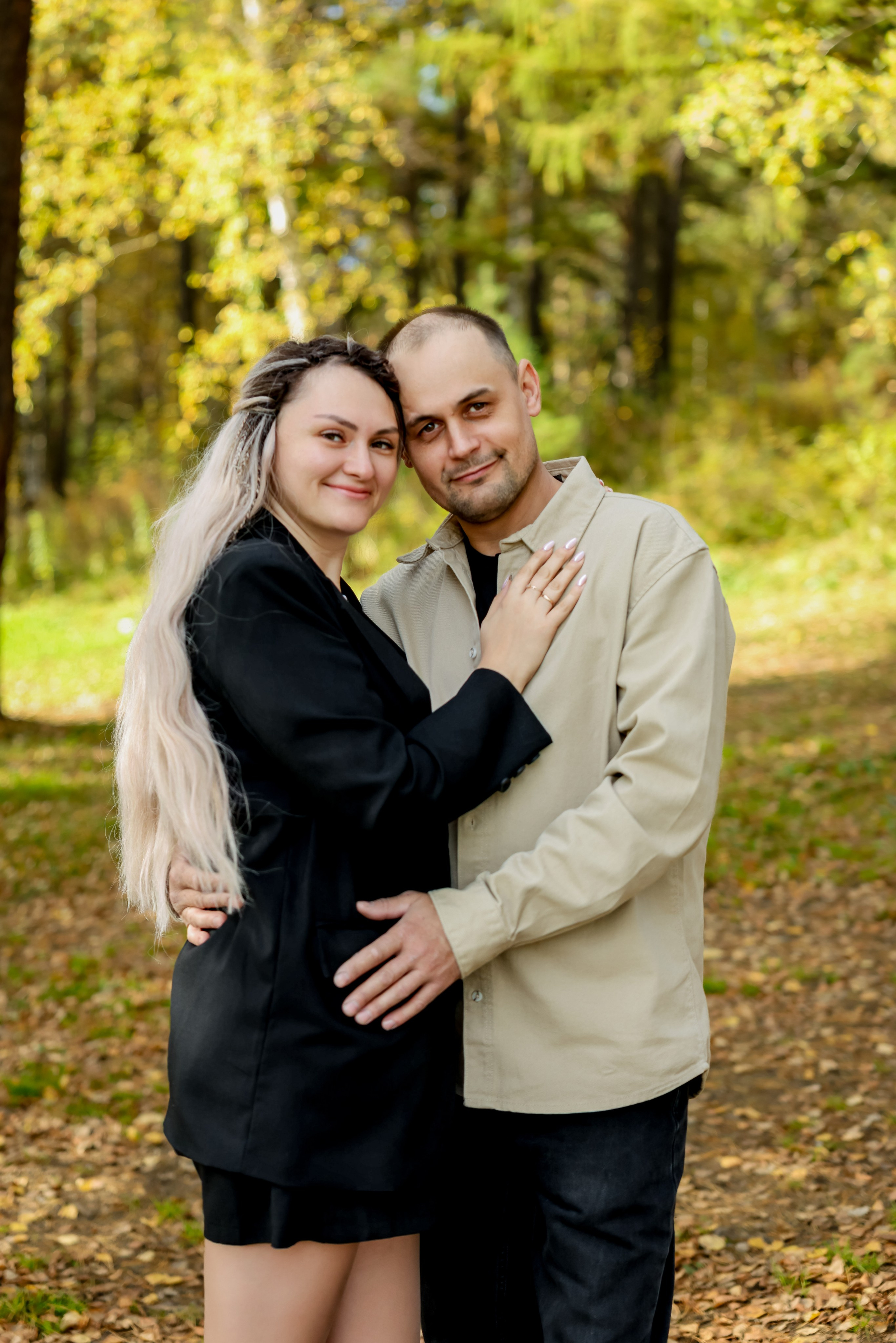 Семейная осенняя прогулочная фотосессия 2025