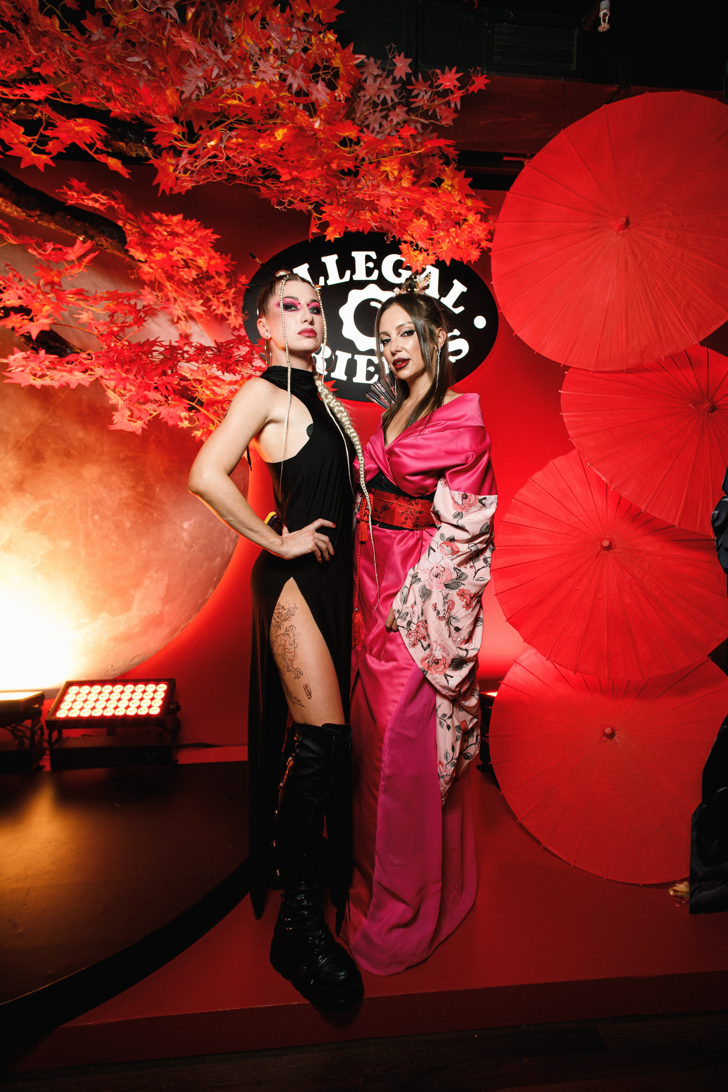 ILLEGAL FRIENDS | ASIA. СВОИ. ФОТООТЧЕТЫ-СОБЫТИЯ-МЕСТА