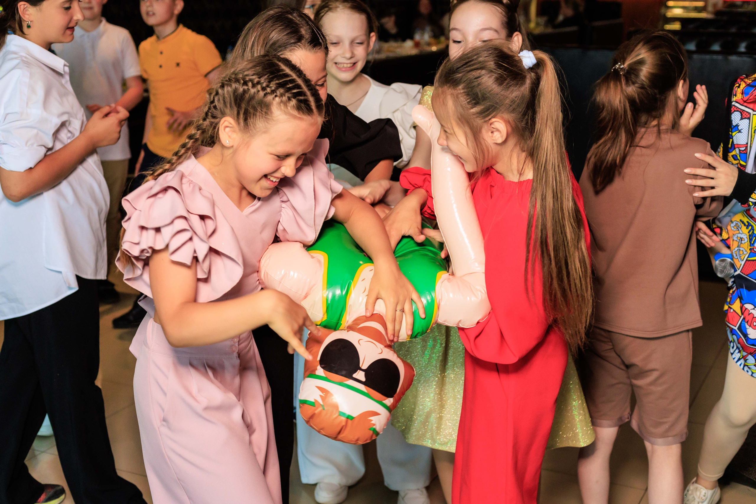 Выпускной 4 класс. Фотограф в Москве Дмитрий Емельянов