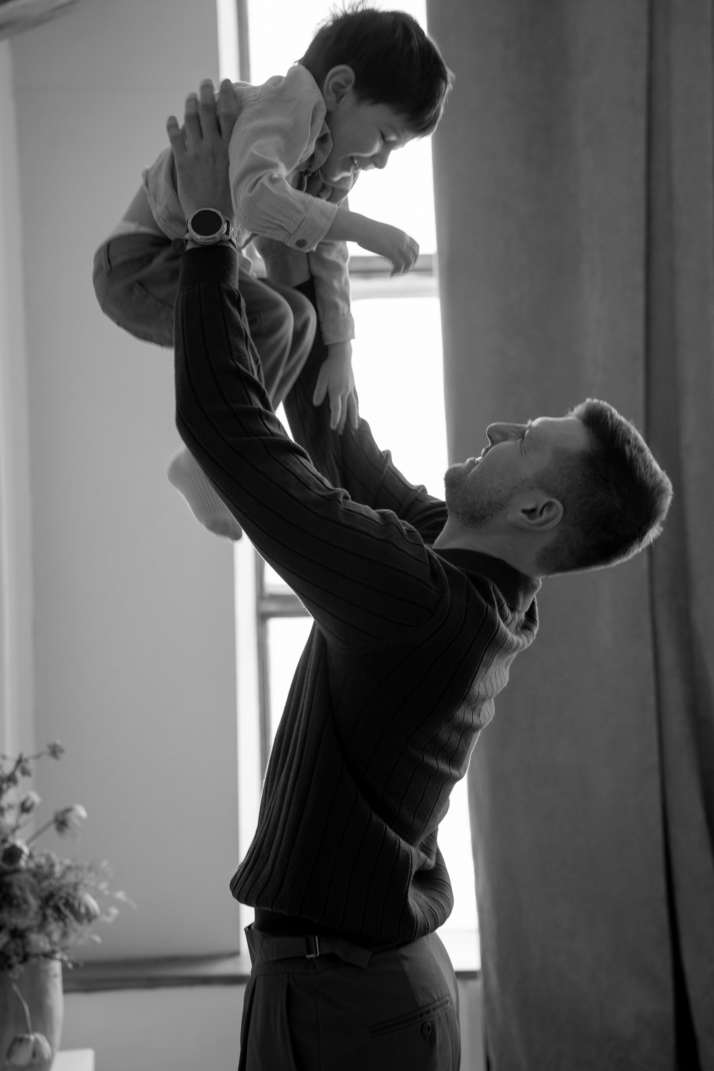 Семейная фотосессия в студии. Портретный фотограф Олеся Владимирова в Москве