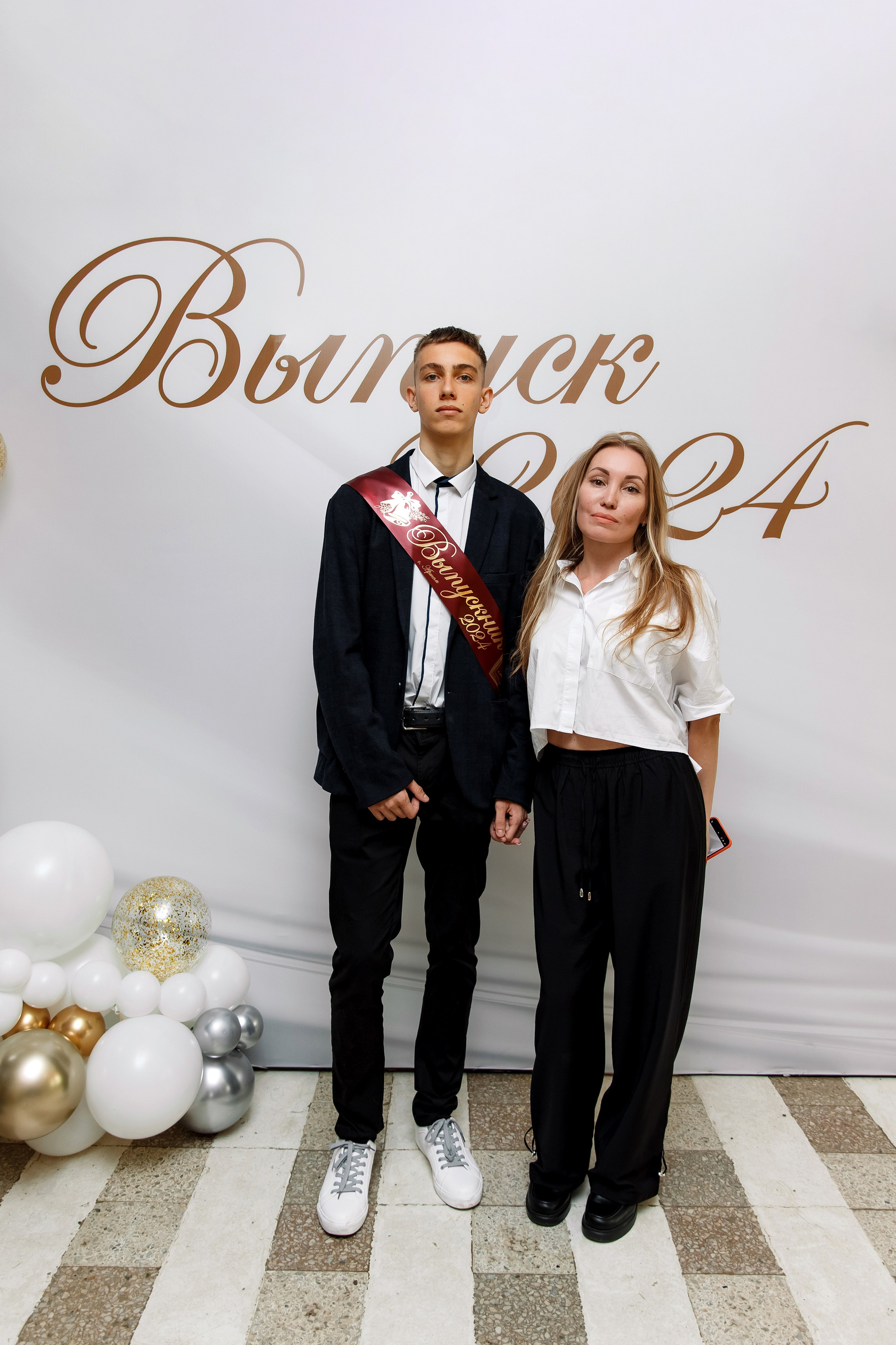 11 класс Последний звонок. Фотограф Любовь Корниенко, Примоский край