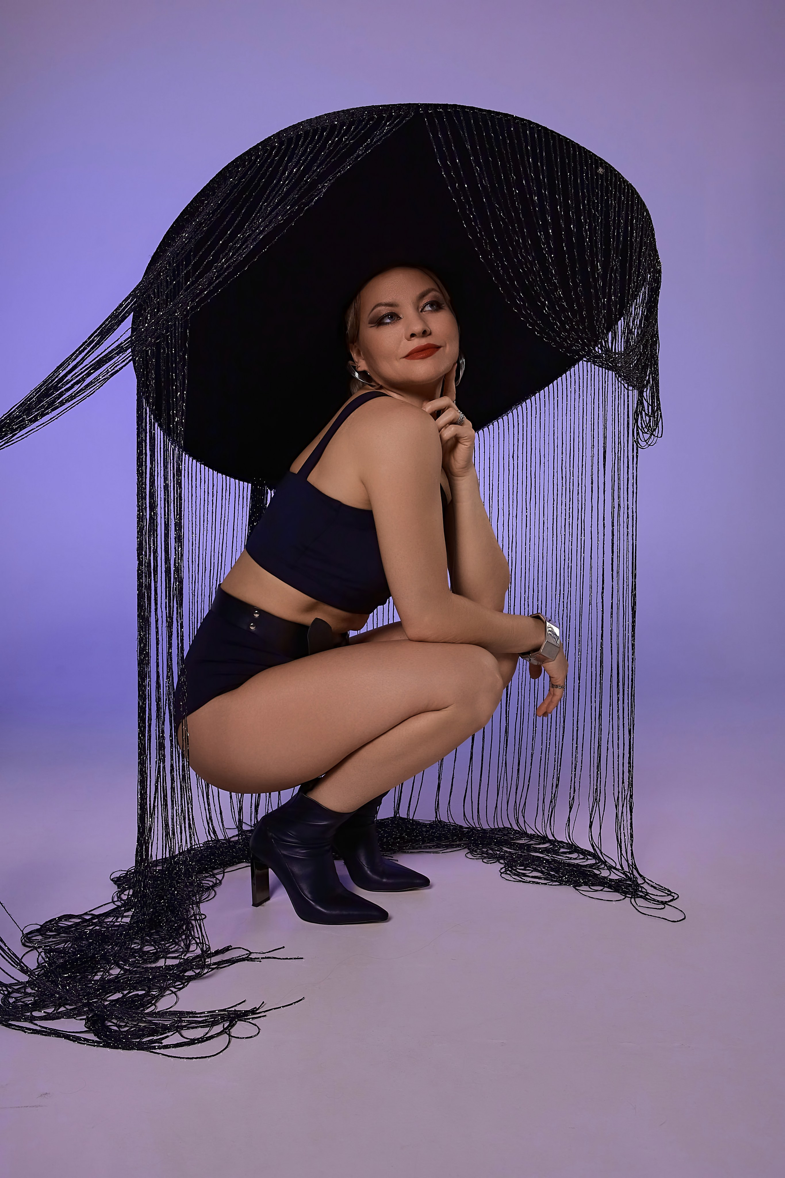 Портретная студийная фотосессия в шикарной шляпе. Семейный и свадебный фотограф в Краснодаре Михеева Светлана