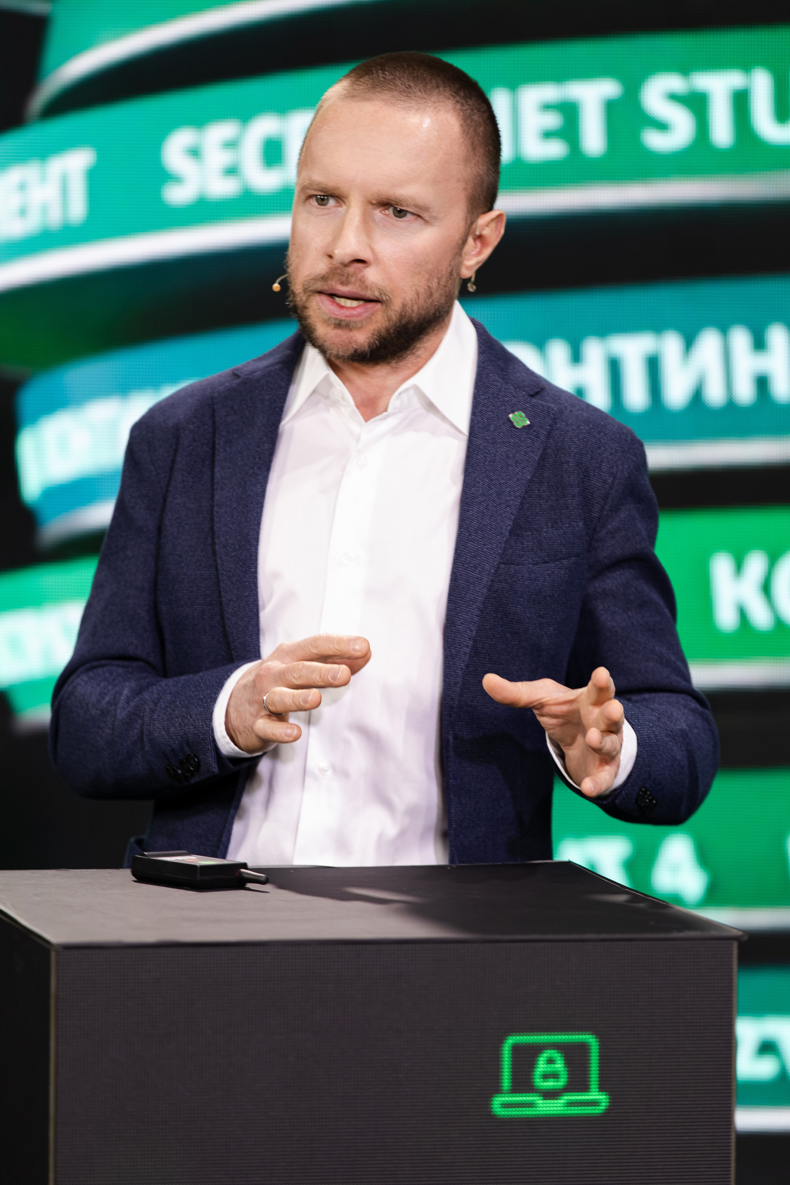 Онлайн эфир. Свадебный репортажный фотограф в Москве