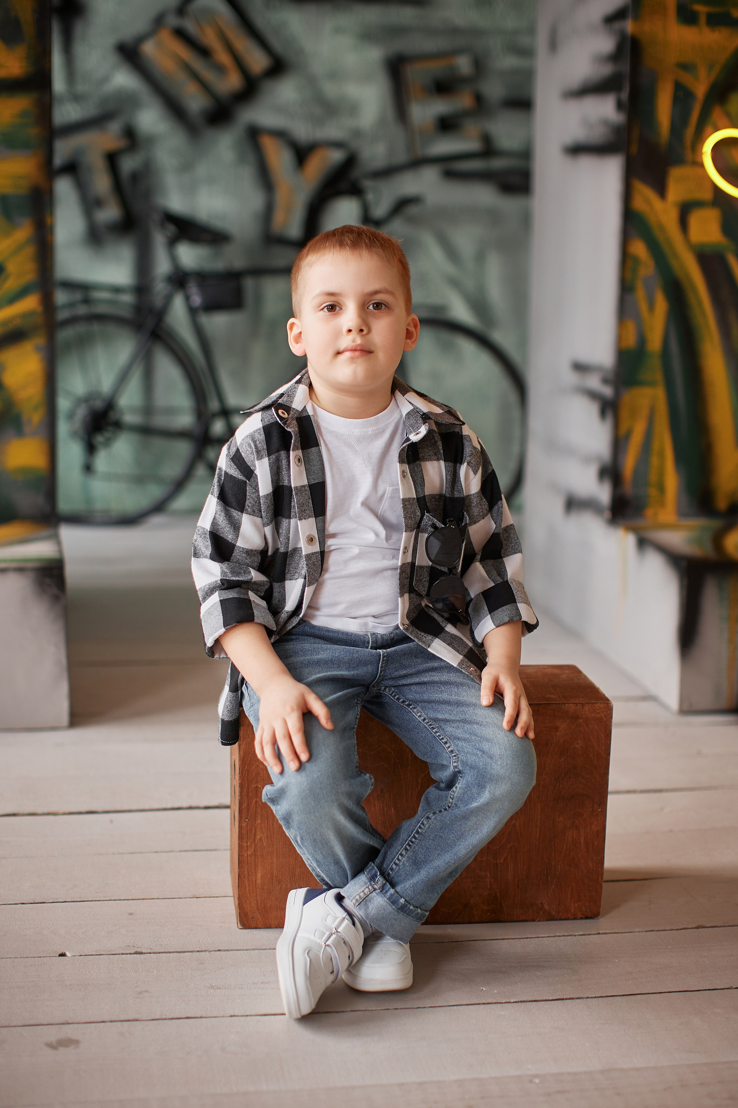 Портреты. Выпускные альбомы в городе Курган для всех