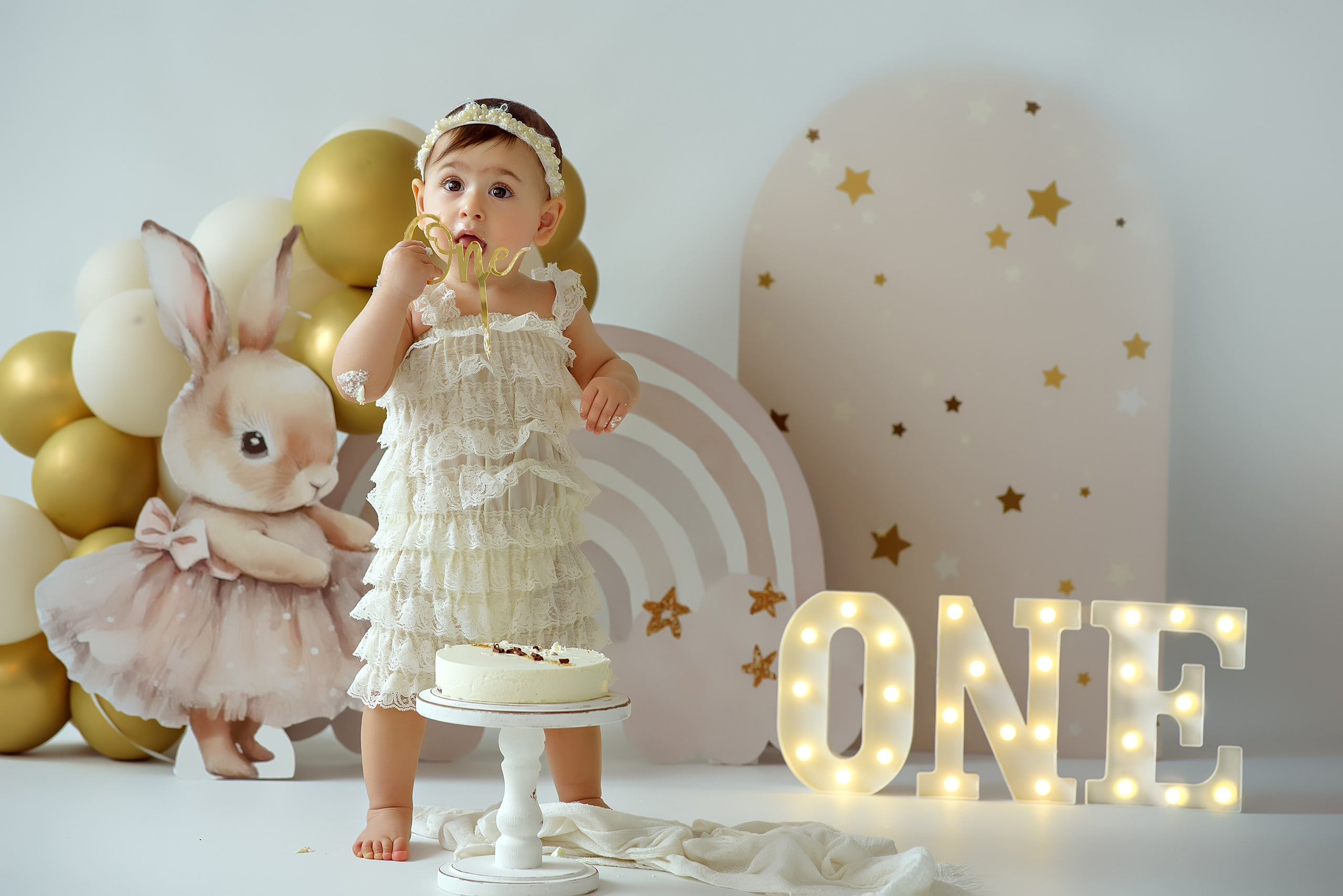 Крушение тортика. Фотограф беременности и новорожденных в Рязани