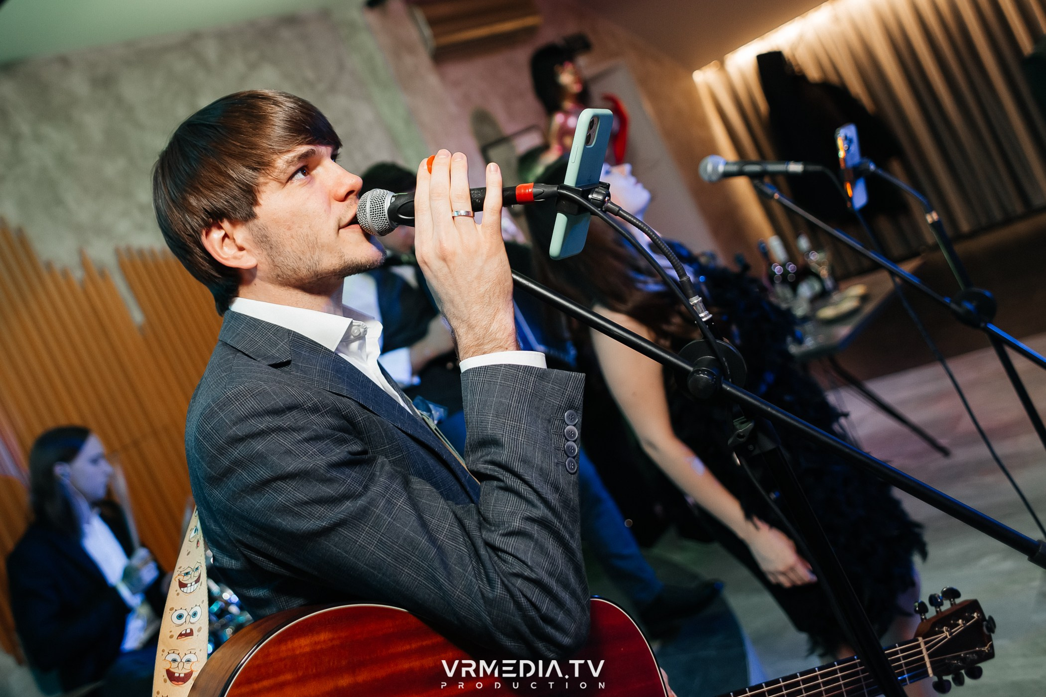 Открытие караоке-зала в «Империи»