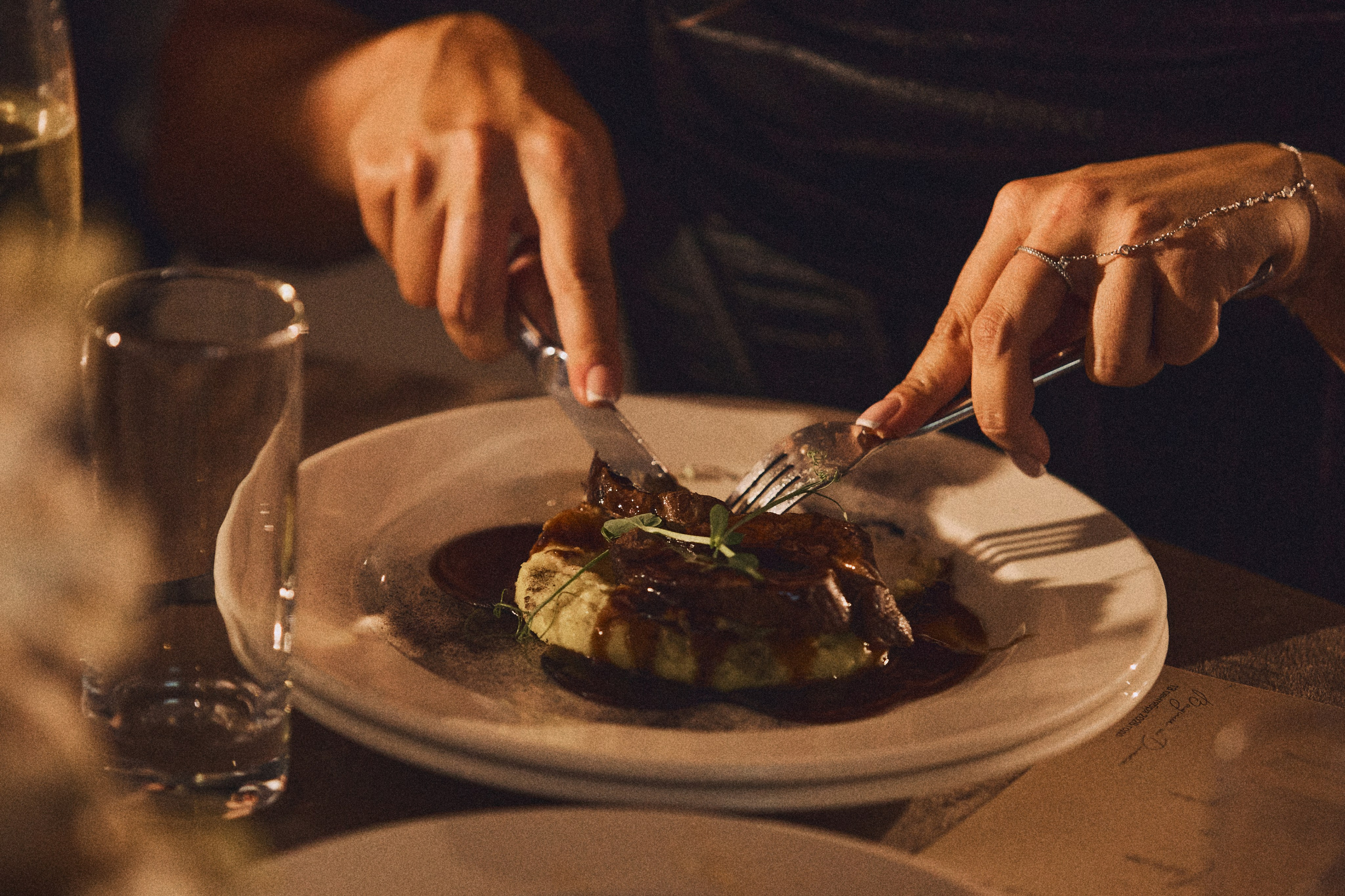HER WILD, HIS CALM. Дмитрий Мазуркевич: Профессиональный Репортажный Фотограф