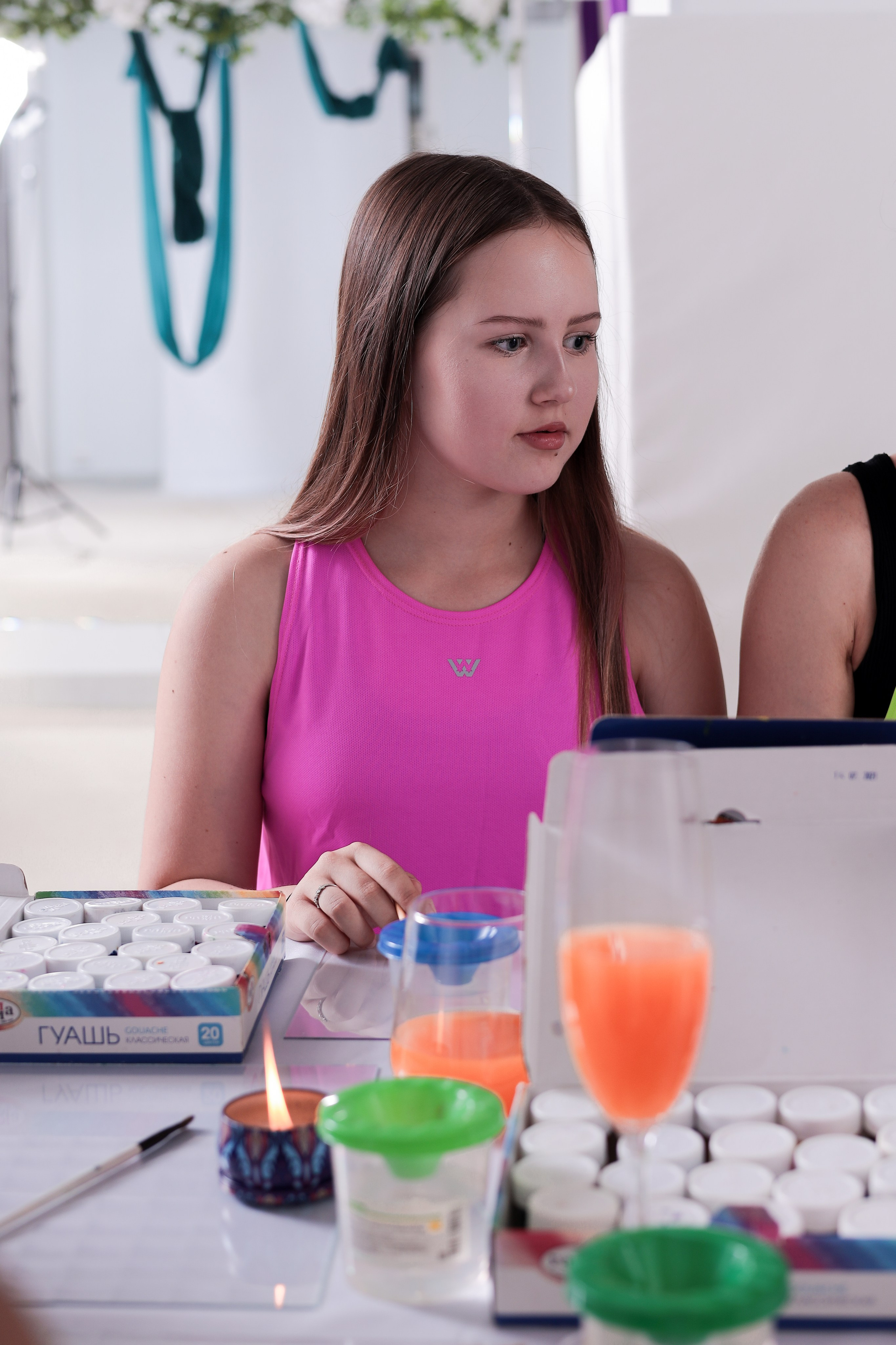 Арт-терапия + аэройога. Фотограф Надршина Лилия