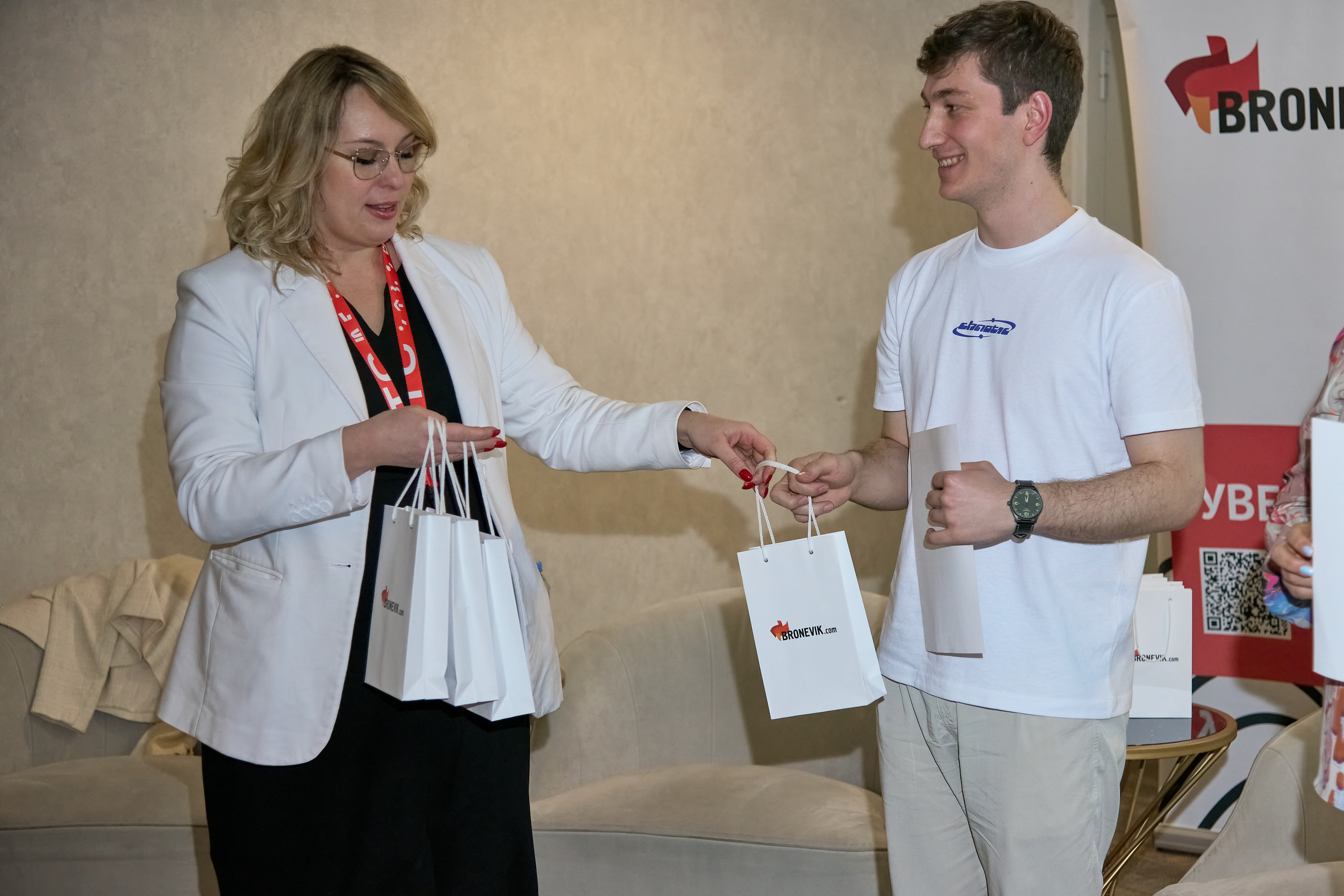 Reportage / business forum / for event agency. Showbiz | Fashion | Reportage