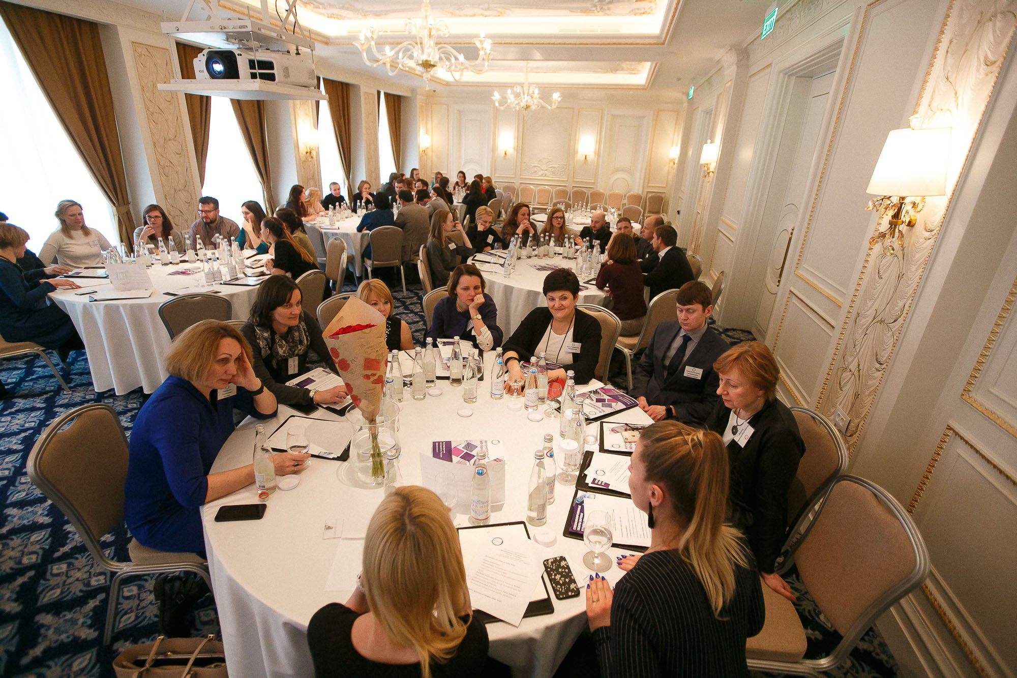 Бизнес-завтрак в «Lotte». Рабочая сторона — бизнес портрет и репортаж в Санкт-Петербурге