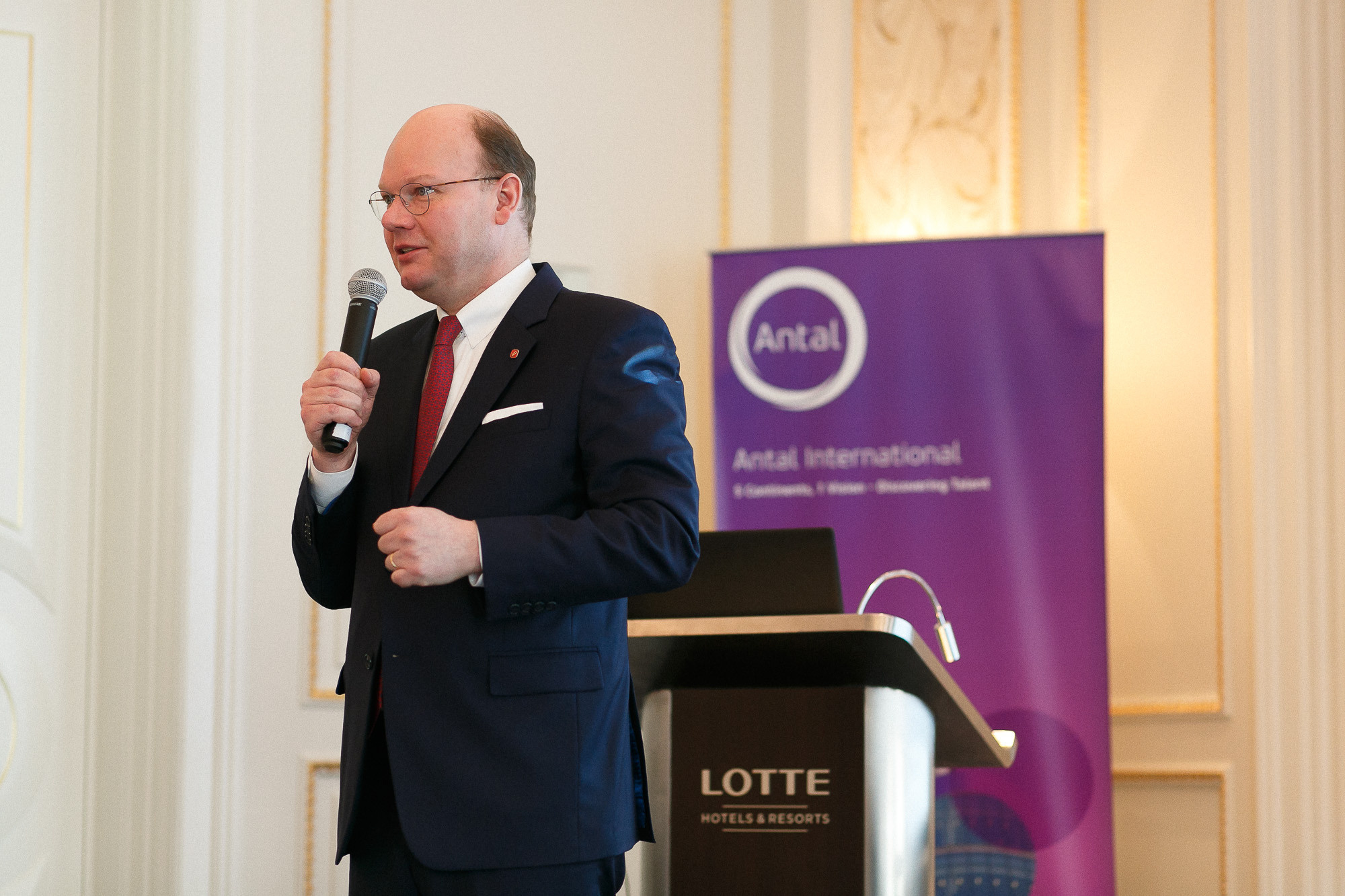 Бизнес-завтрак в «Lotte». Рабочая сторона — бизнес портрет и репортаж в Санкт-Петербурге