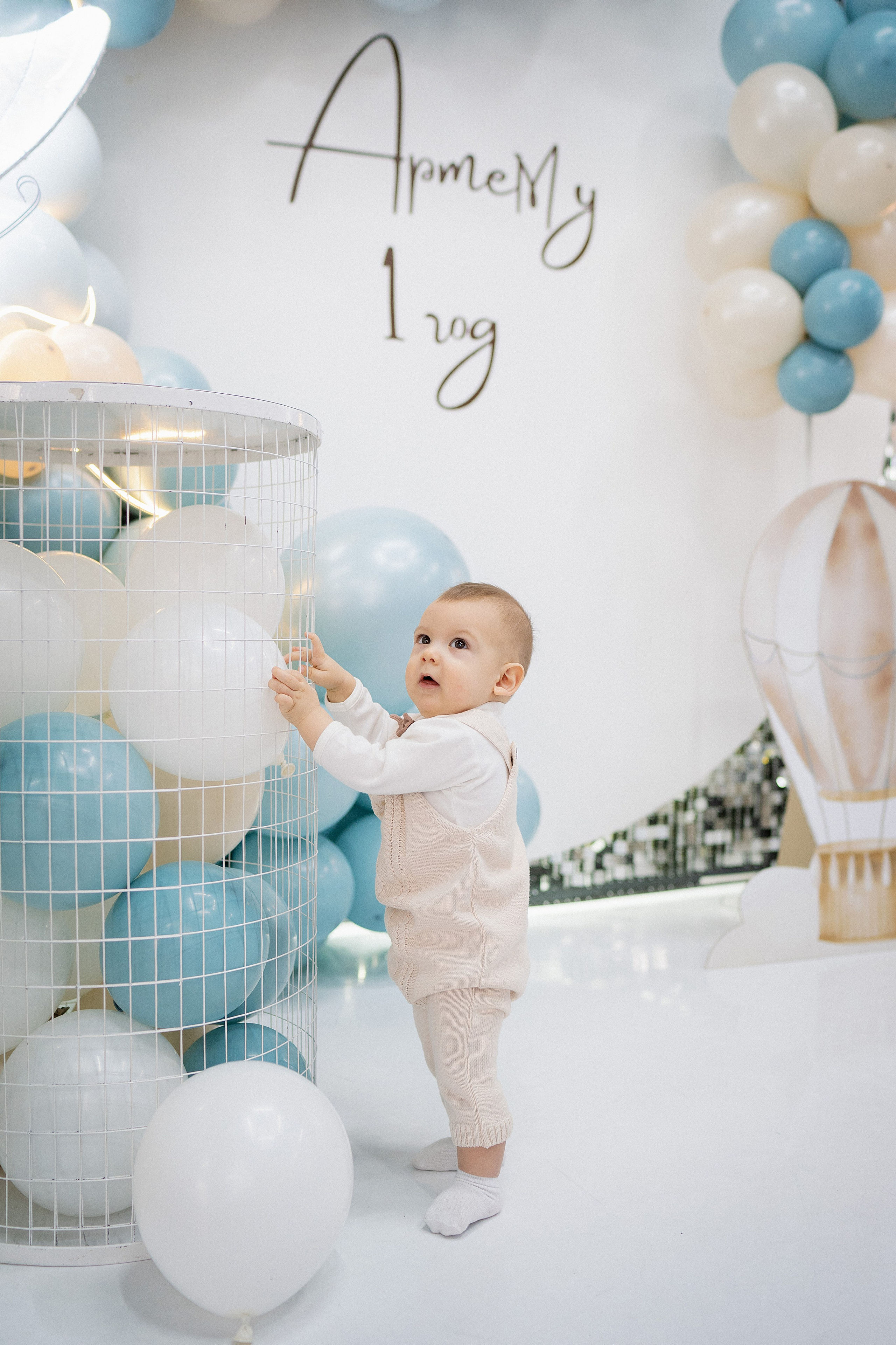 Годик Артёму. Фотограф на Крещение и Венчание в Красноярске Рамазанова Юлия