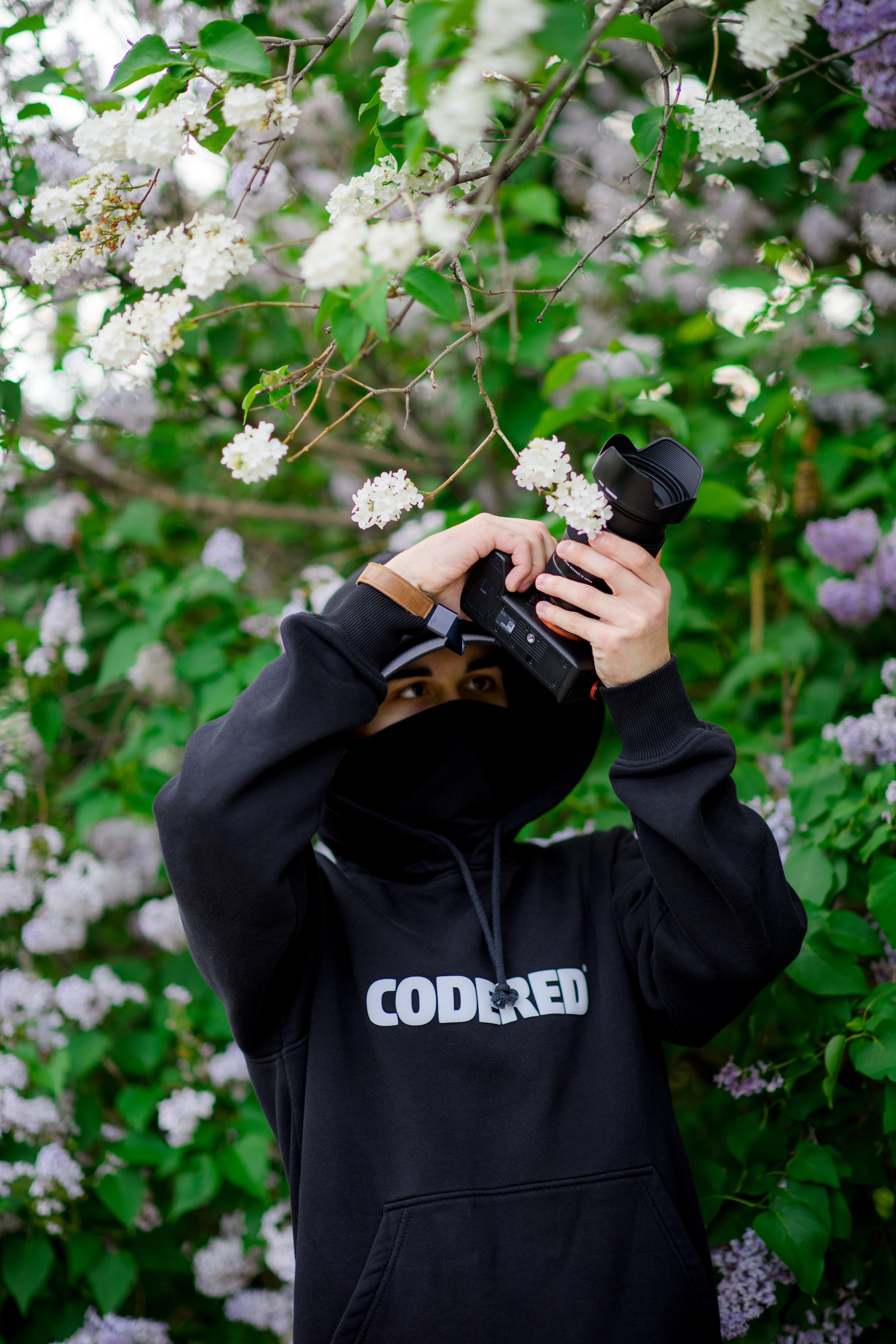 Фотосессия мальчика-подростка в городе. Главная