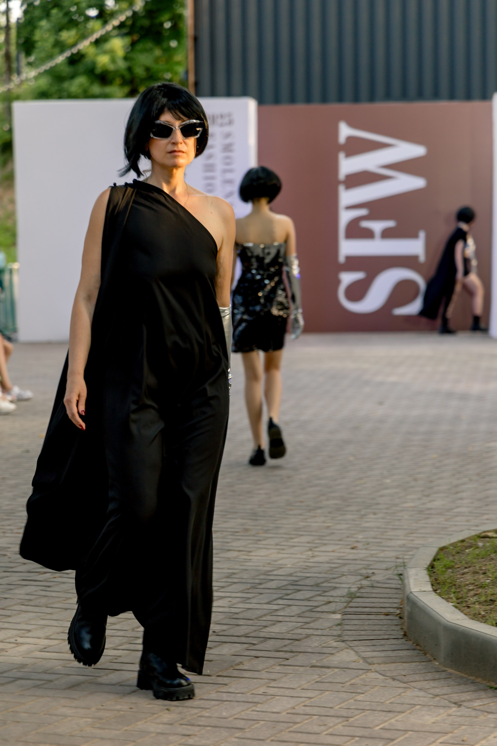 Smolensk Fashion Week 2025_показы_ДЕНЬ 1_ВЕЧЕРНИЙ ПОКАЗ_19:00. Главная