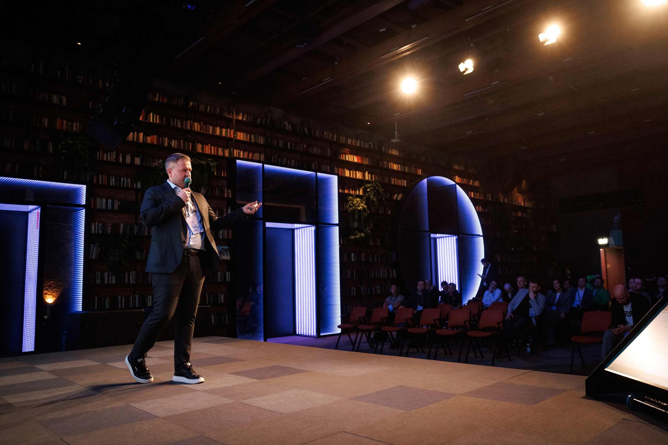 Gen AI Кибердом