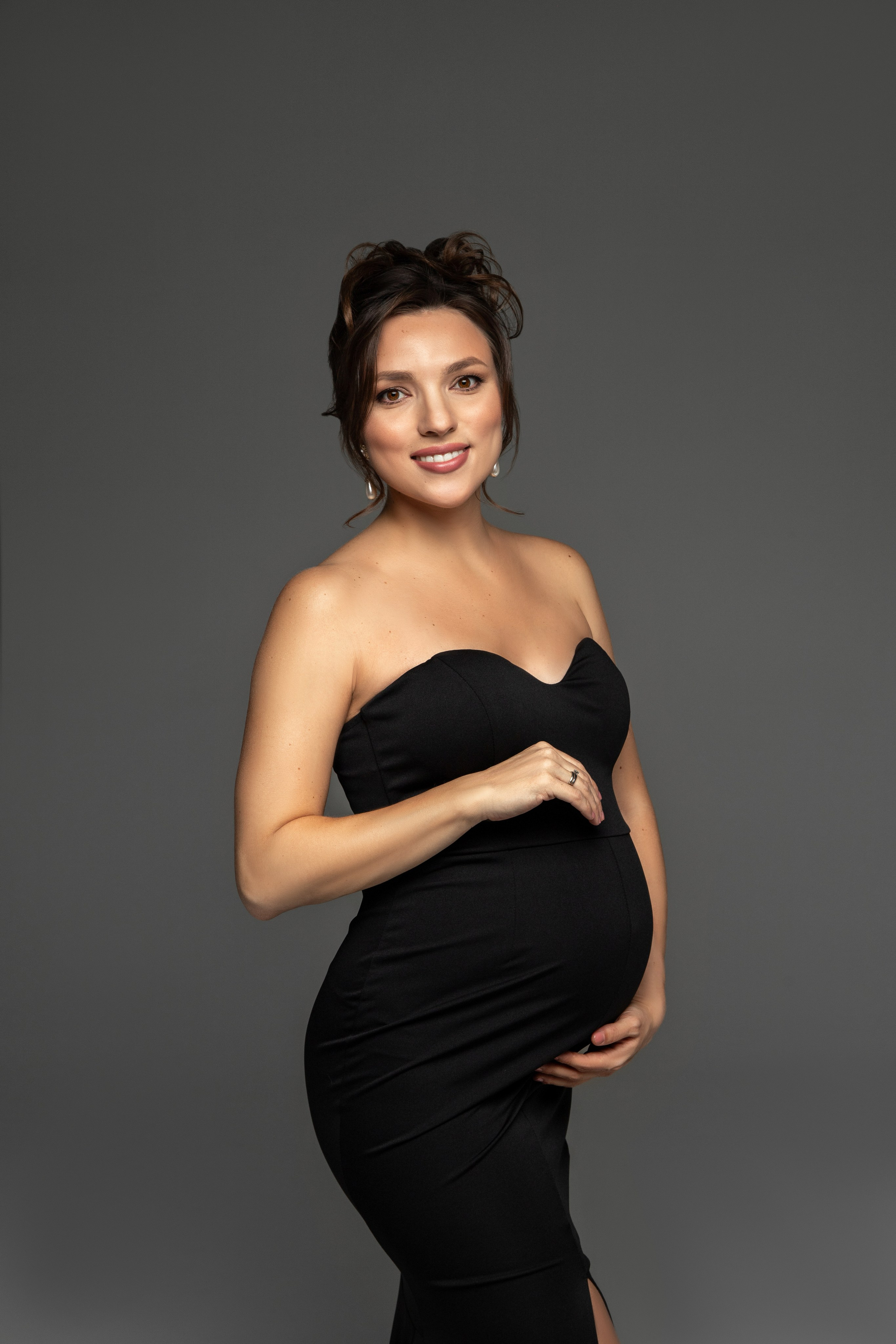 Элегантная фотосессия беременности для Софьи. Фотограф беременности в Санкт-Петербурге Анна Тюжина