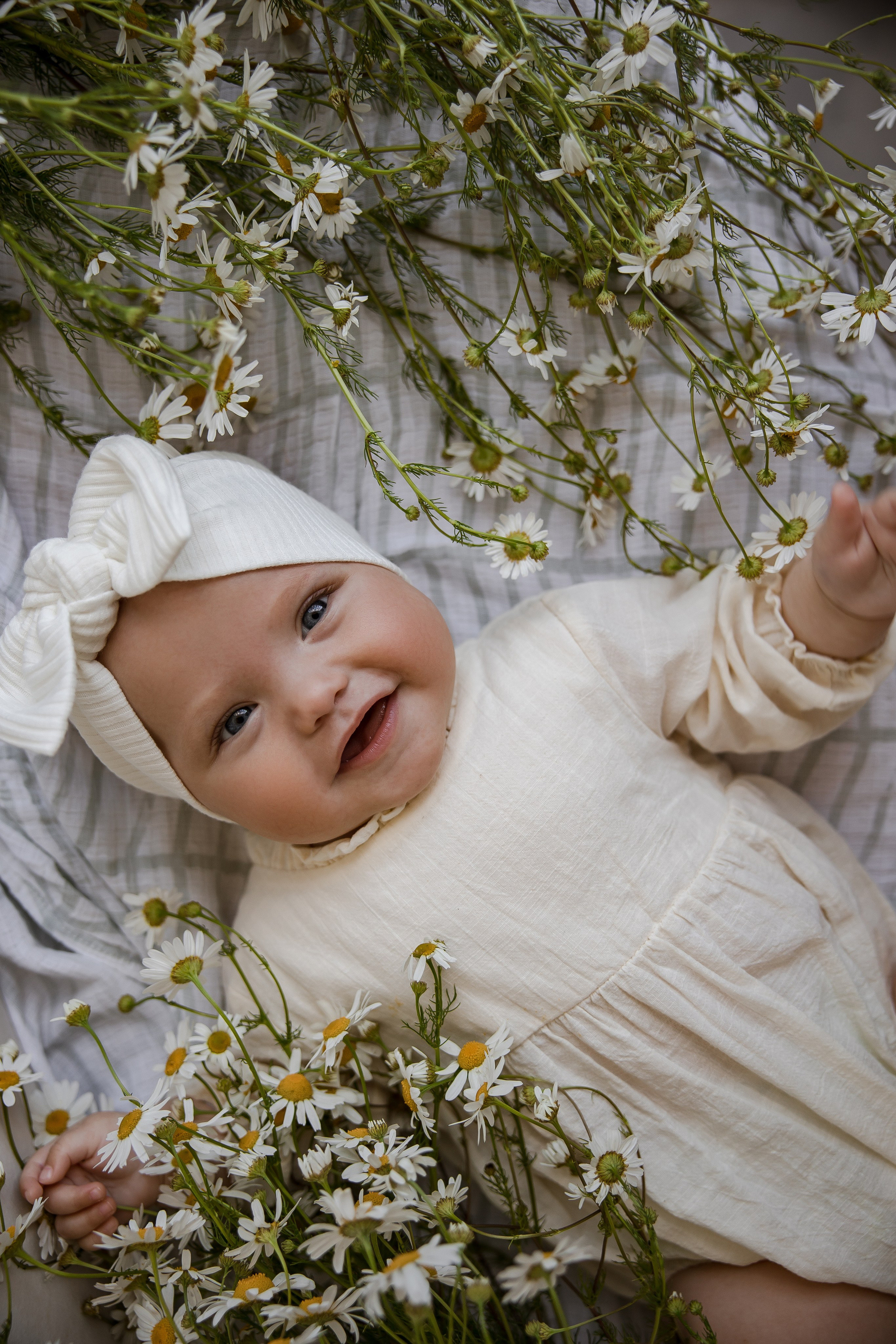 Фотосессия с ромашками мамы и дочки в Тольятти. Свадебный и семейный фотограф в Самаре и Тольятти | Елена Топанцева