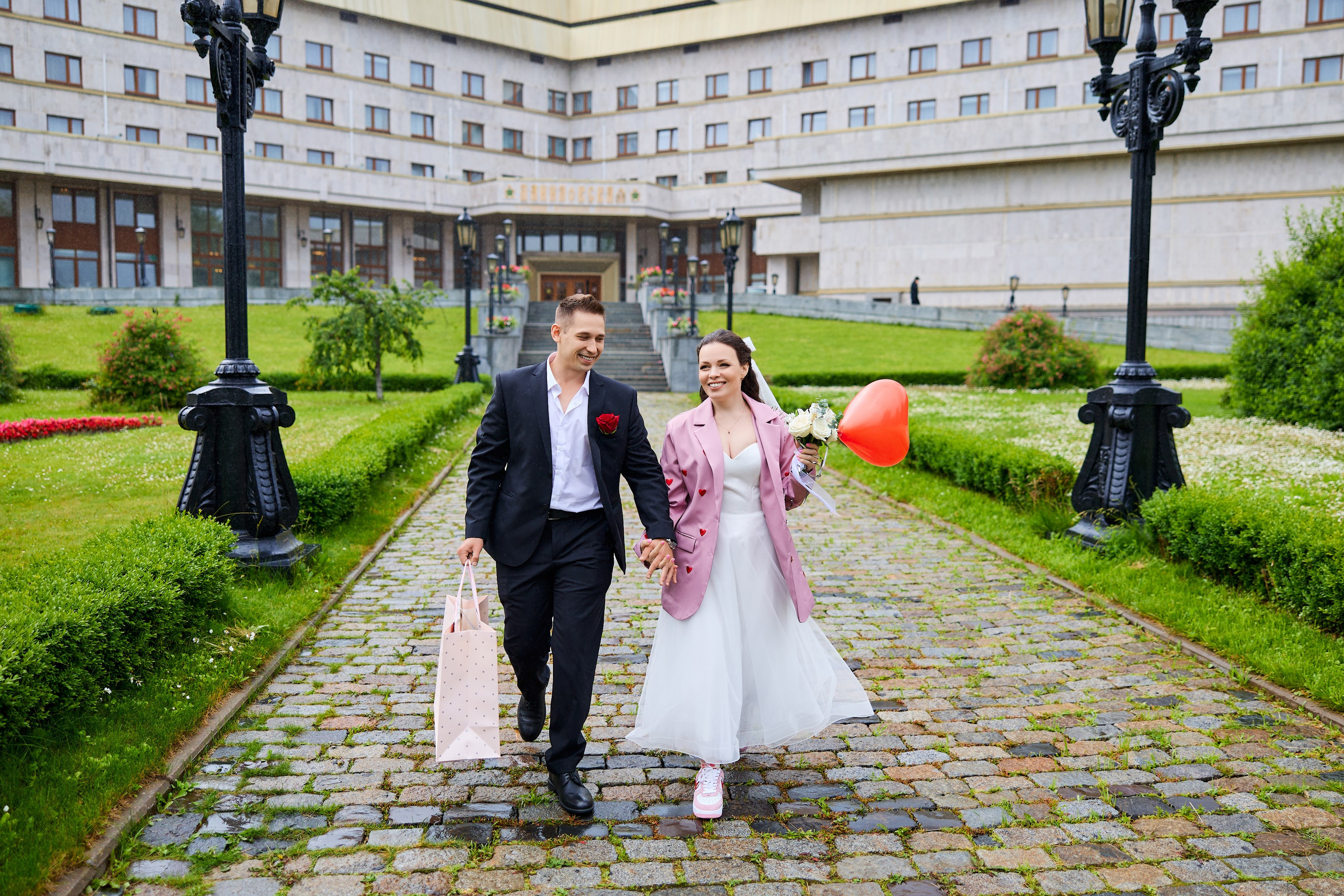Свадебная фотосъёмка в гостинице Даниловская. Свадебный фотограф Сергей Колбинский
