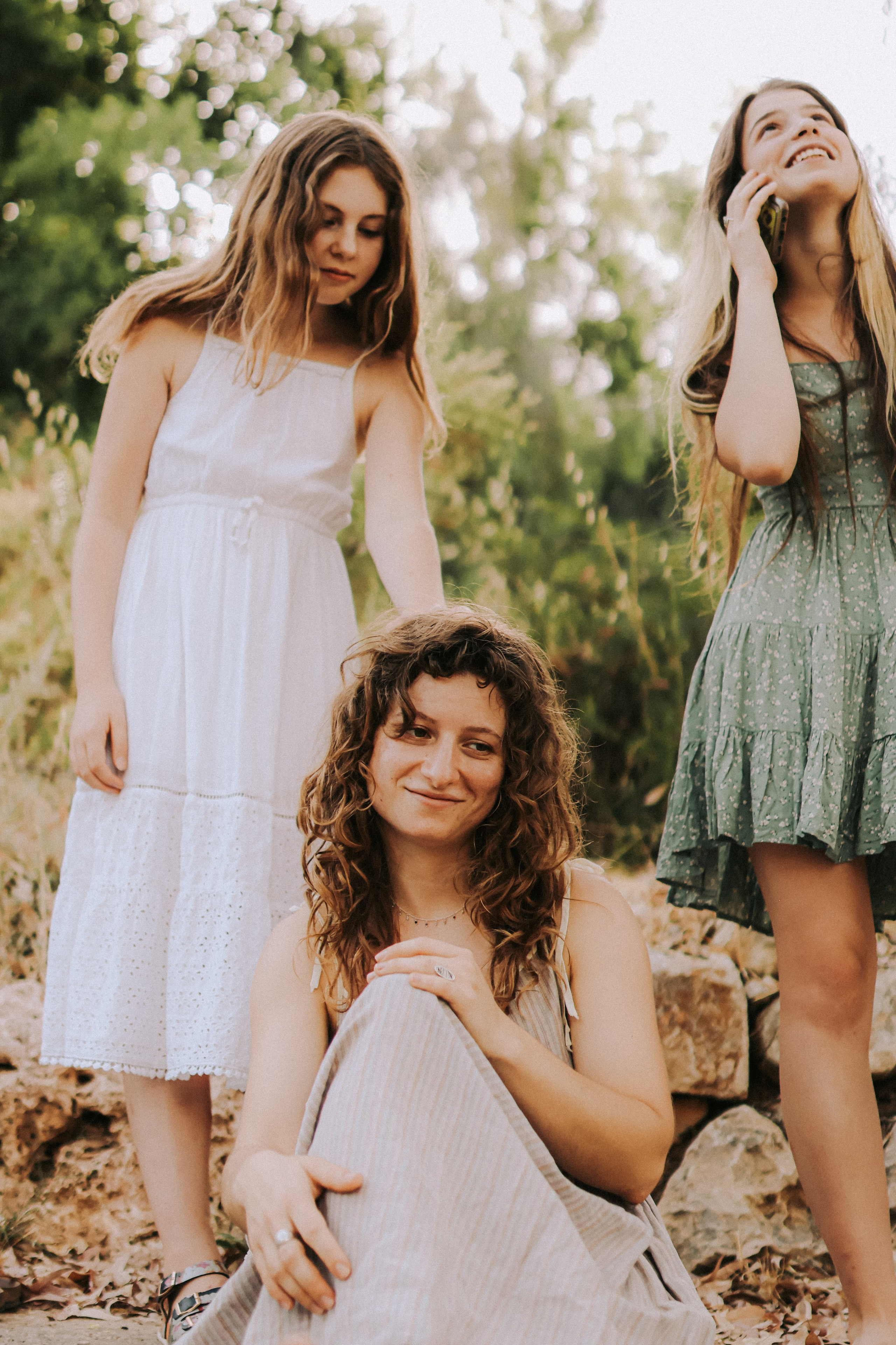 Polya, Shusha and Zhenya. Photographer in Israel Alice Milchin