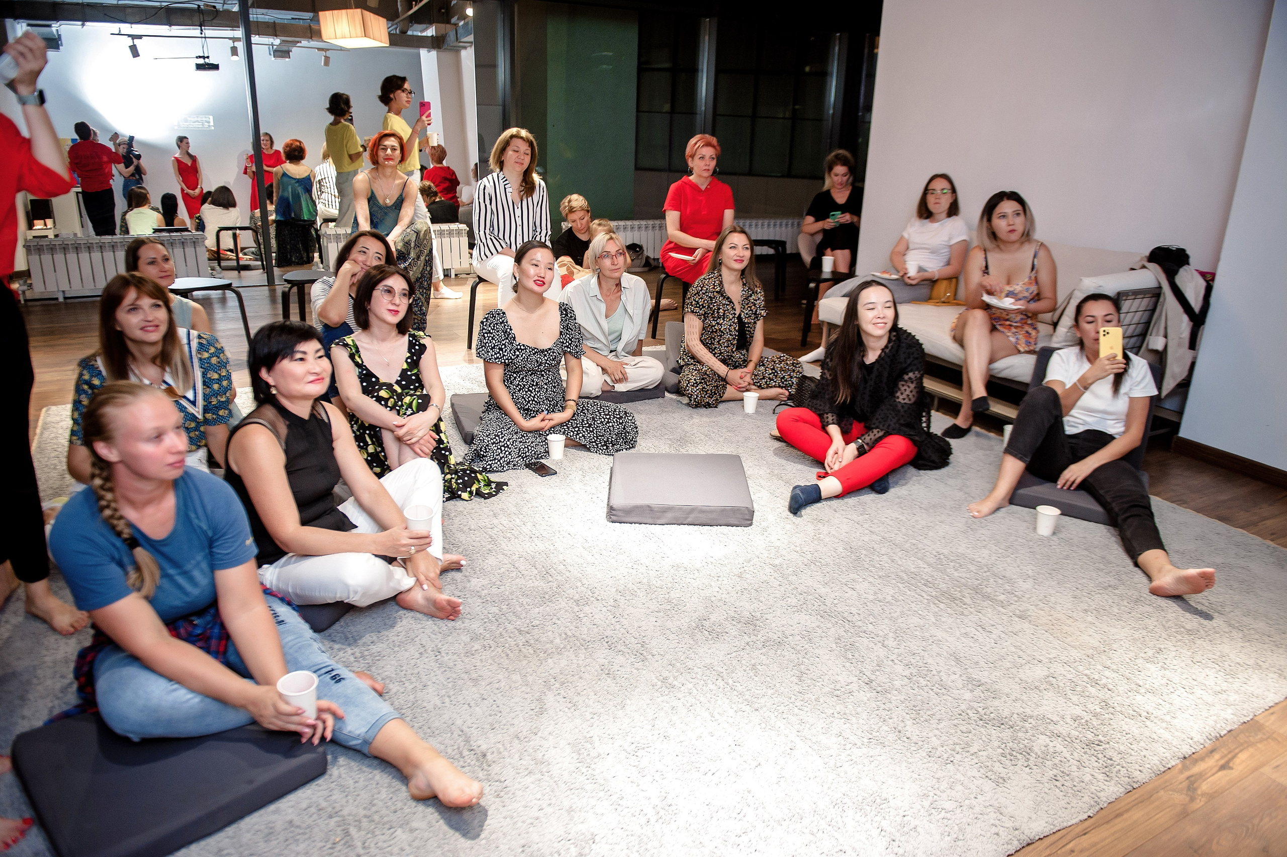 Вечеринки. Праздники. Елена Северина фотограф, Алматы: репортаж (спорт, концерты, конференции), предметная и фуд-съёмка, портреты, каталоги, фэшн, ретушь