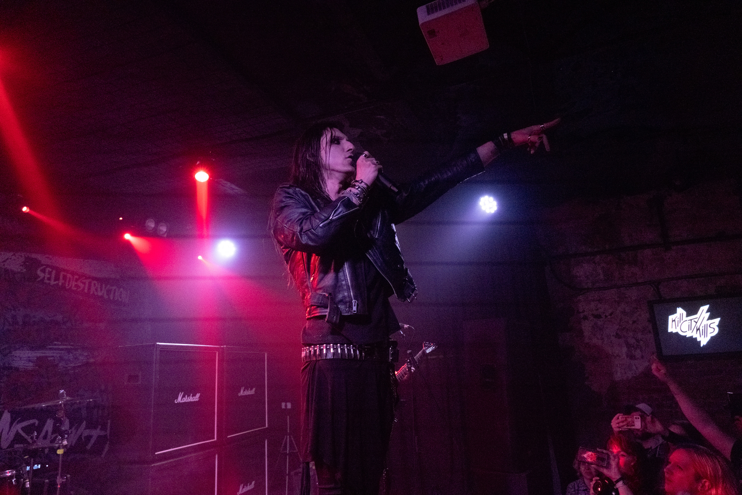 11.05 — Kill City Kills — Сердце (СПб). Репортажный фотограф в Санкт-Петербурге Максим Варбулайнен