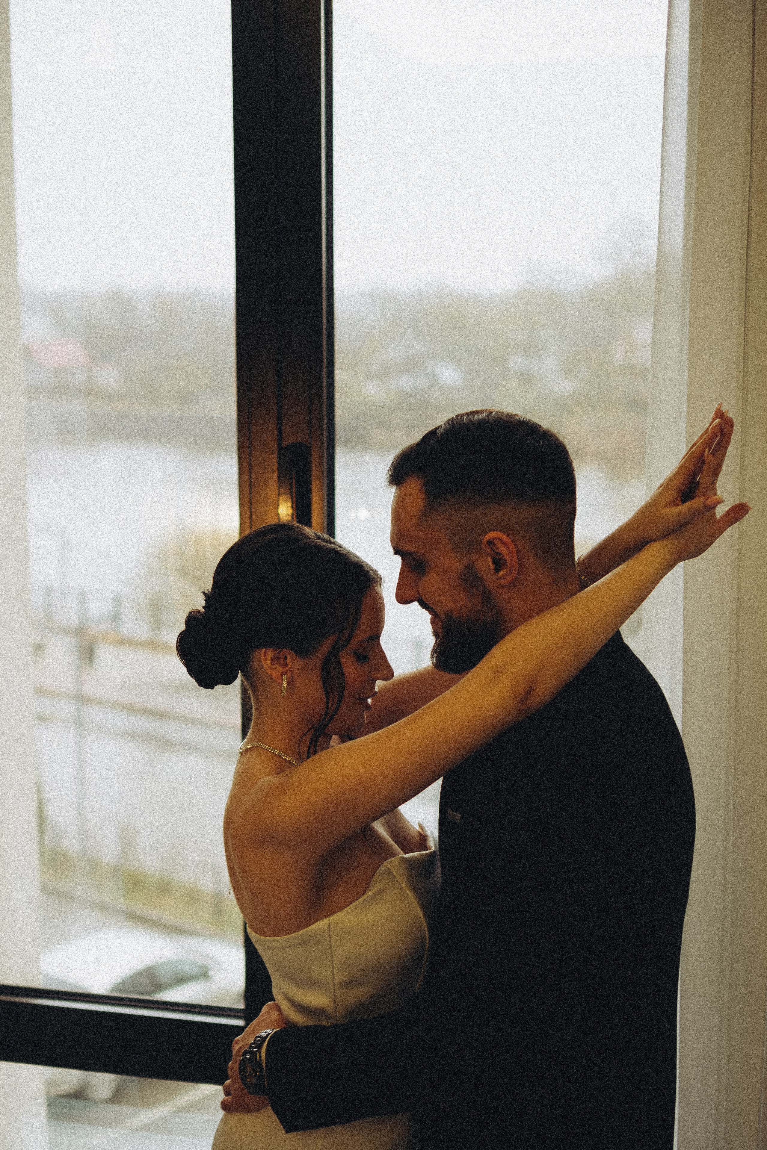 СВАДЕБНАЯ СЬЕМКА СБОРОВ ЖЕНИХА И НЕВЕСТЫ В ОТЕЛЕ И ТАКЖЕ ФОТОСЕССИИЯ В ОТЕЛЕЕ МЕГАПОЛИС БРЯНСК. Профессиональный фотограф, Санкт-Петербург — Виктория Богомолова