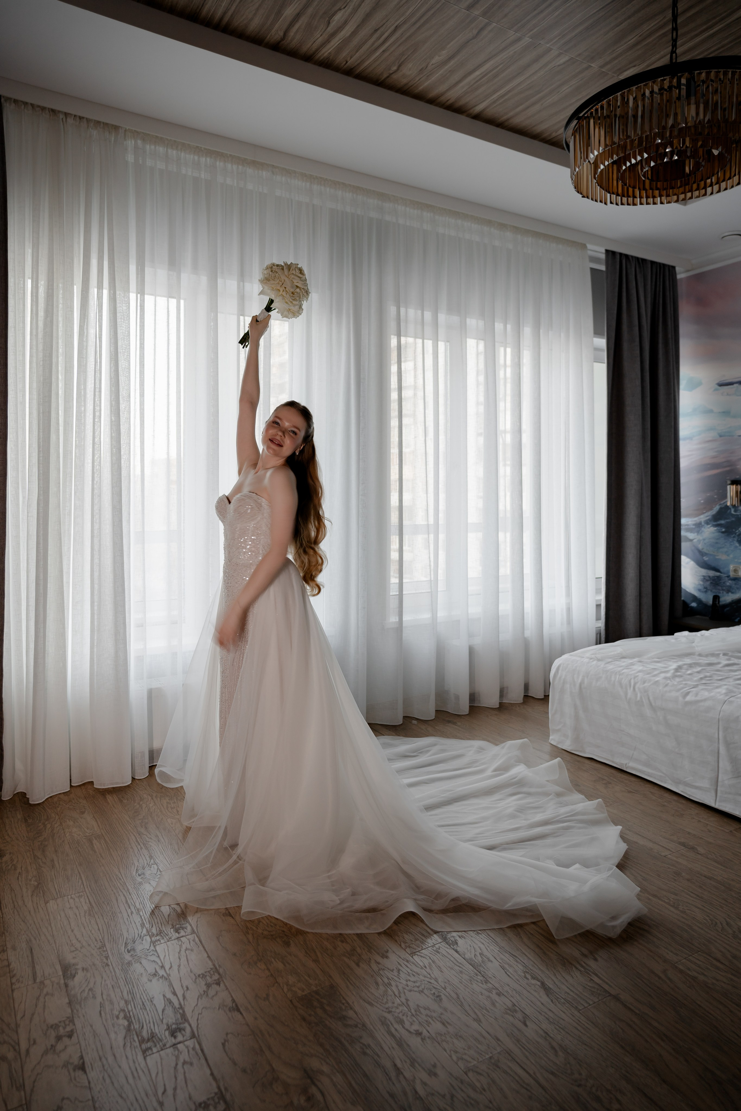 СВАДЕБНАЯ СЬЕМКА СБОРОВ В ОТЕЛЕ И ВЫЕЗД НА ЦЕРЕМОНИЮ (СНЯТО В СИБИРЕ В НИЖНЕВАРТОВСКЕ). Профессиональный фотограф, Санкт-Петербург — Виктория Богомолова