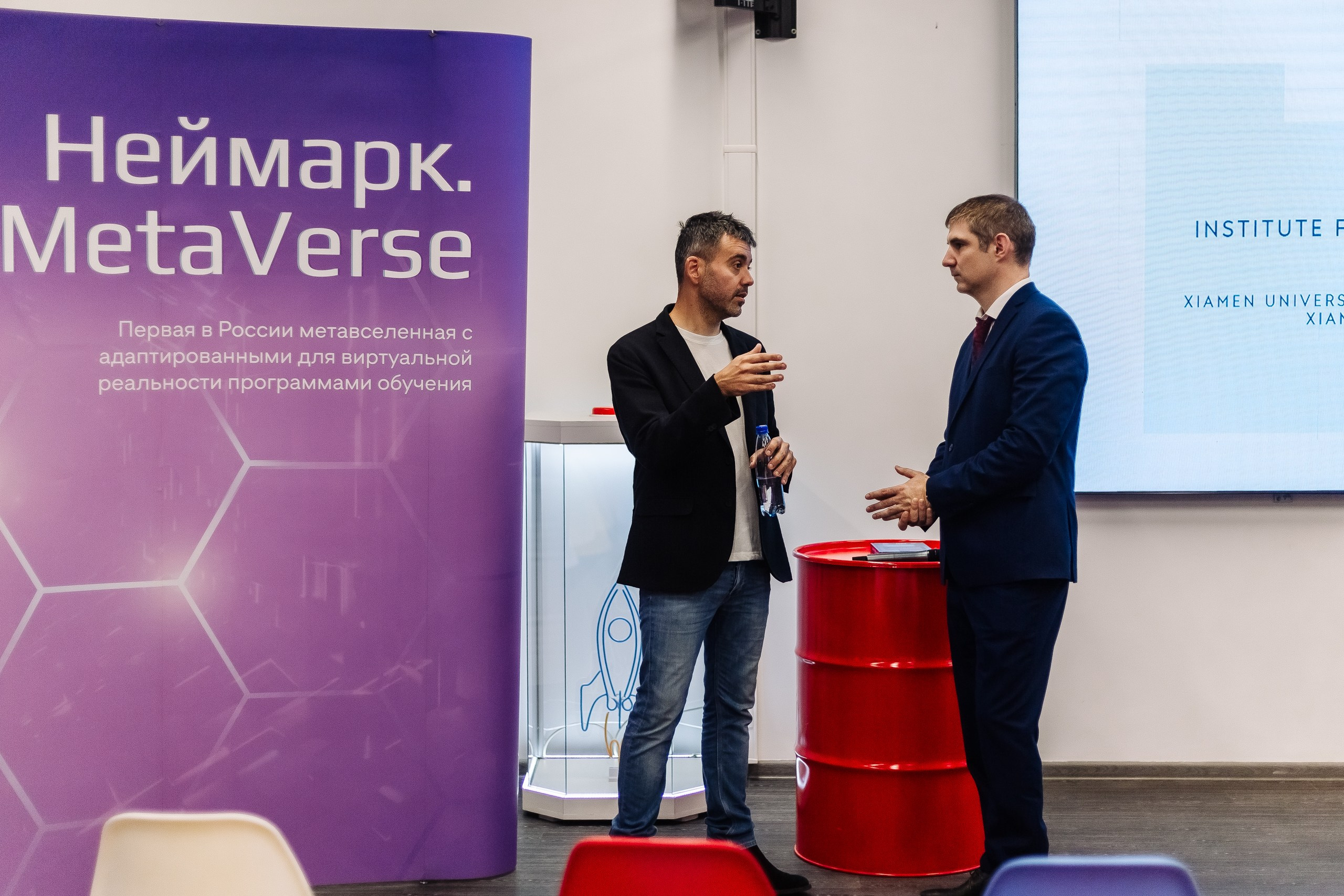 Неймарк. Лекторий. Репортажный и портретный фотограф в Нижнем Новгороде Максим Горшков