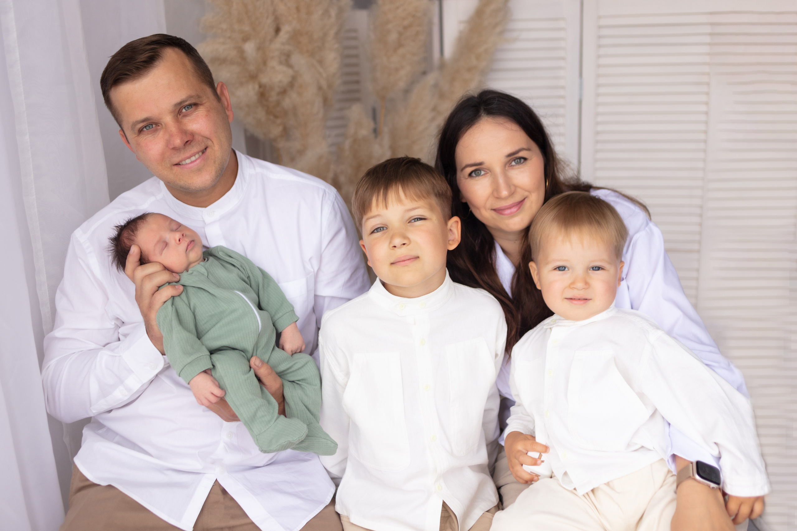 Семейные фотосессии. Фотограф новорожденных в Калининграде Юлия Бороданова