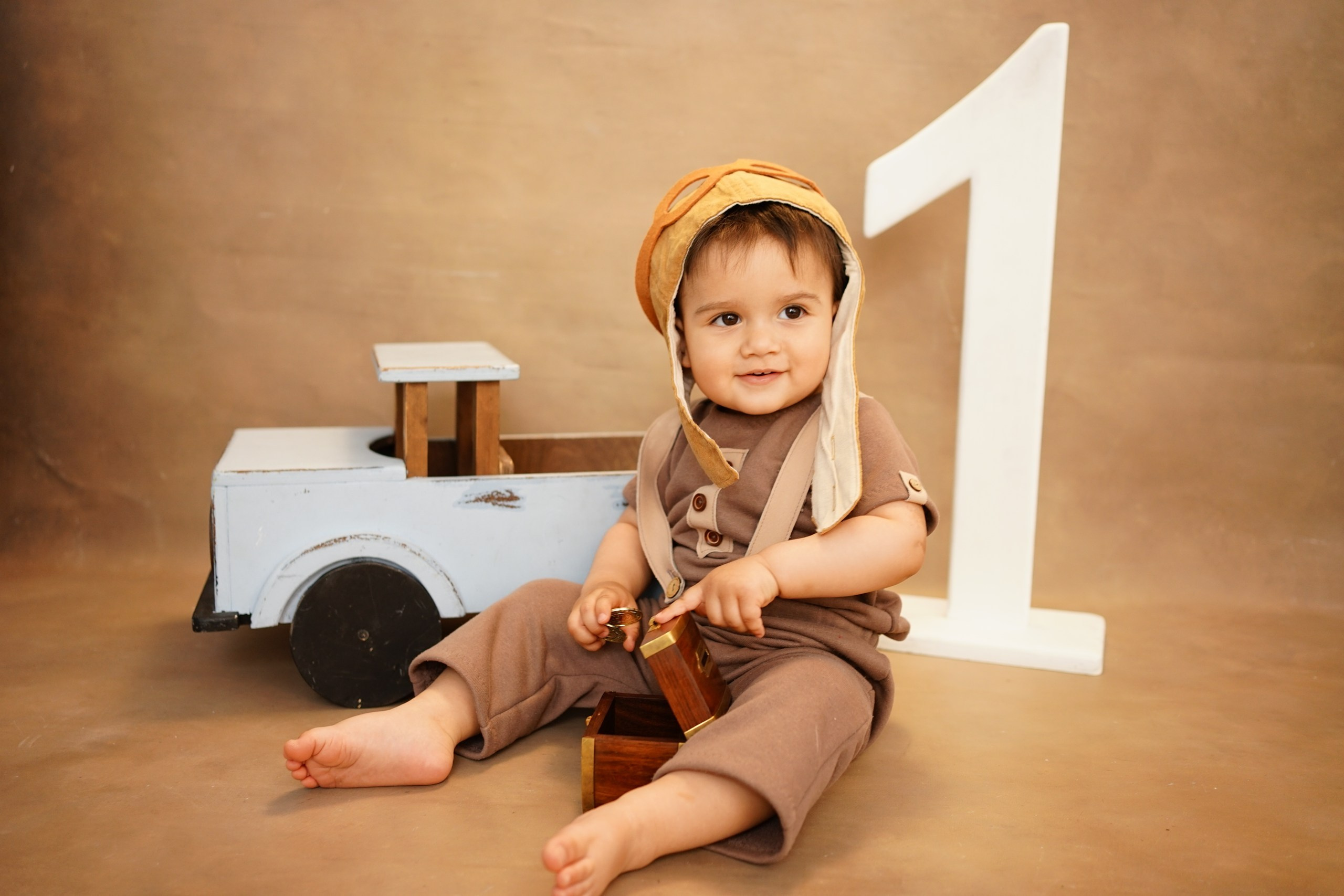 Фотосессия на Годик для Мальчиков. Детская Фотостудия ГОДОВАСИКИ в Санкт-Петербурге фотосесия на годик