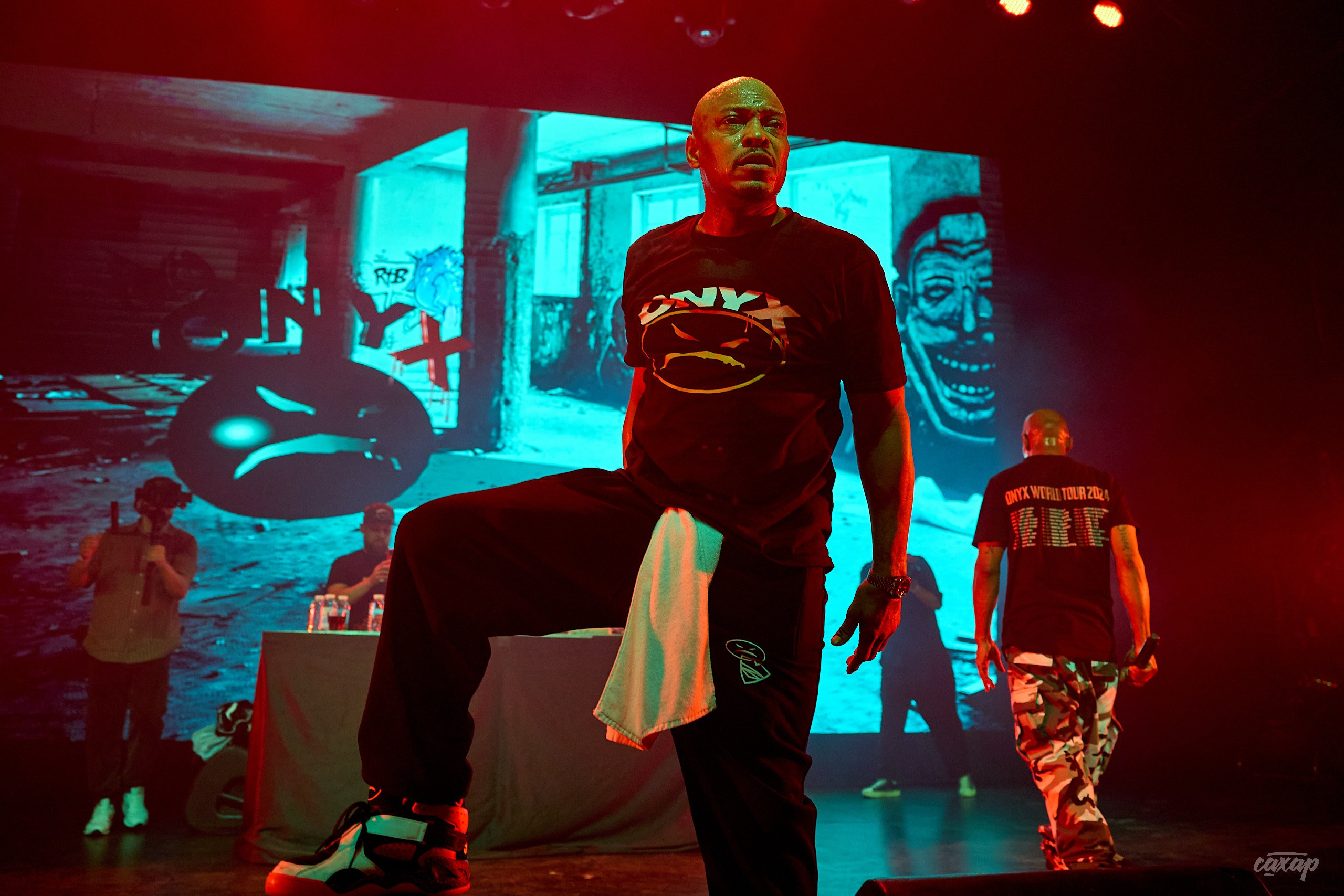 ONYX. Профессиональный фотограф в Екатеринбурге Юра Сахар