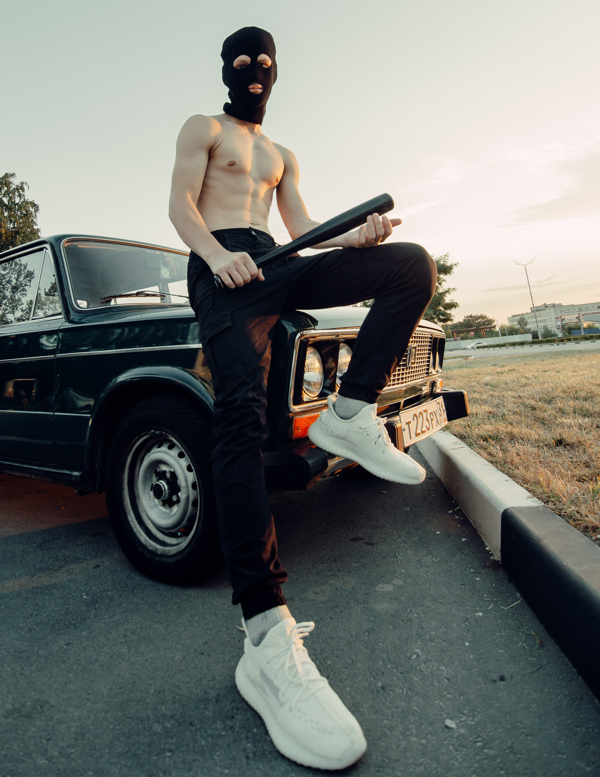 Бандитский город. ФОТОГРАФ ~ Виктория Ивченко ~ Старый Оскол