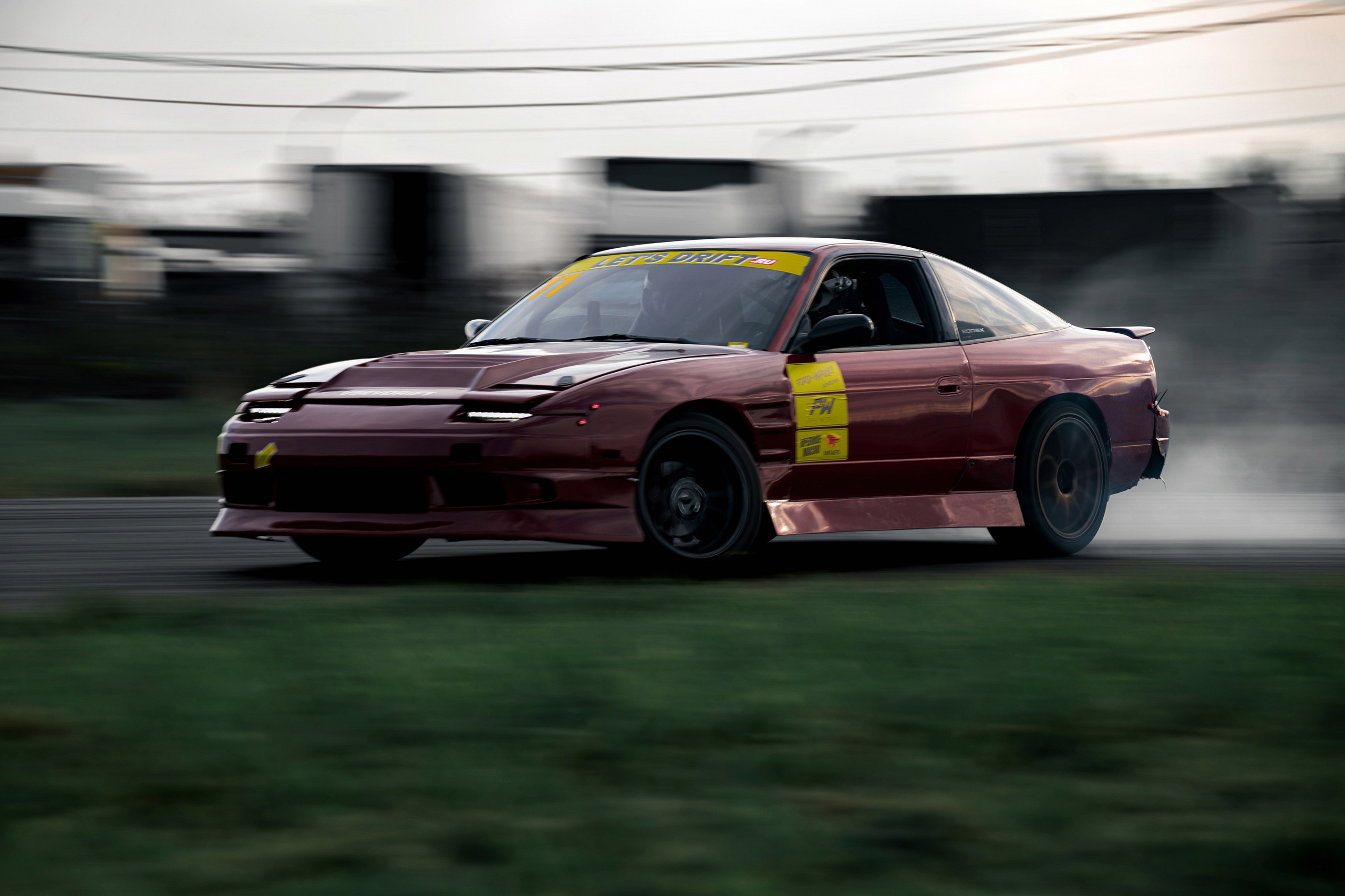 Фотосъемка дрифта в Санкт-Петербурге | Энергичные кадры для спортивных медиа