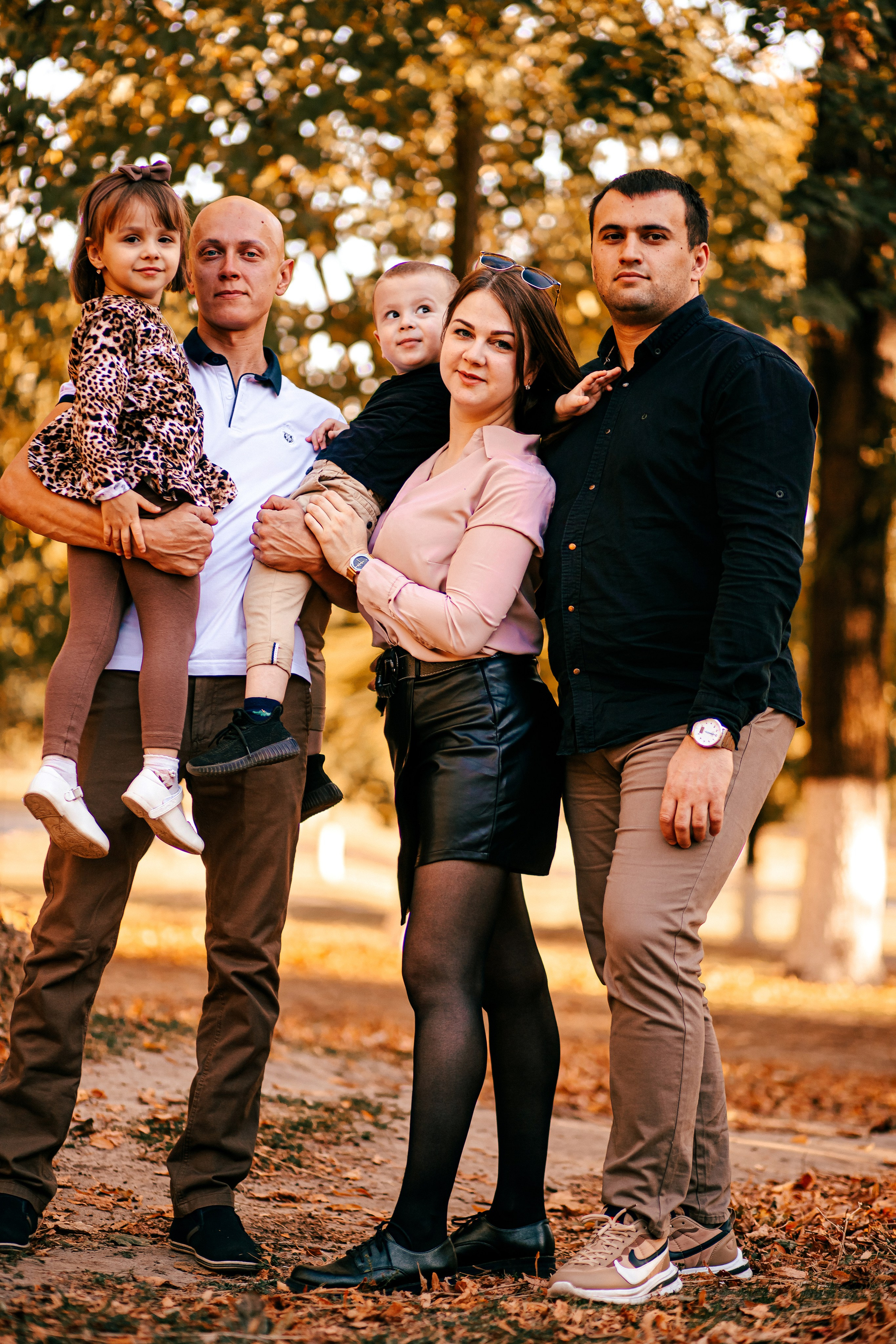 Семейная фотосессия в парке. Свадебный фотограф Кропоткин Краснодар