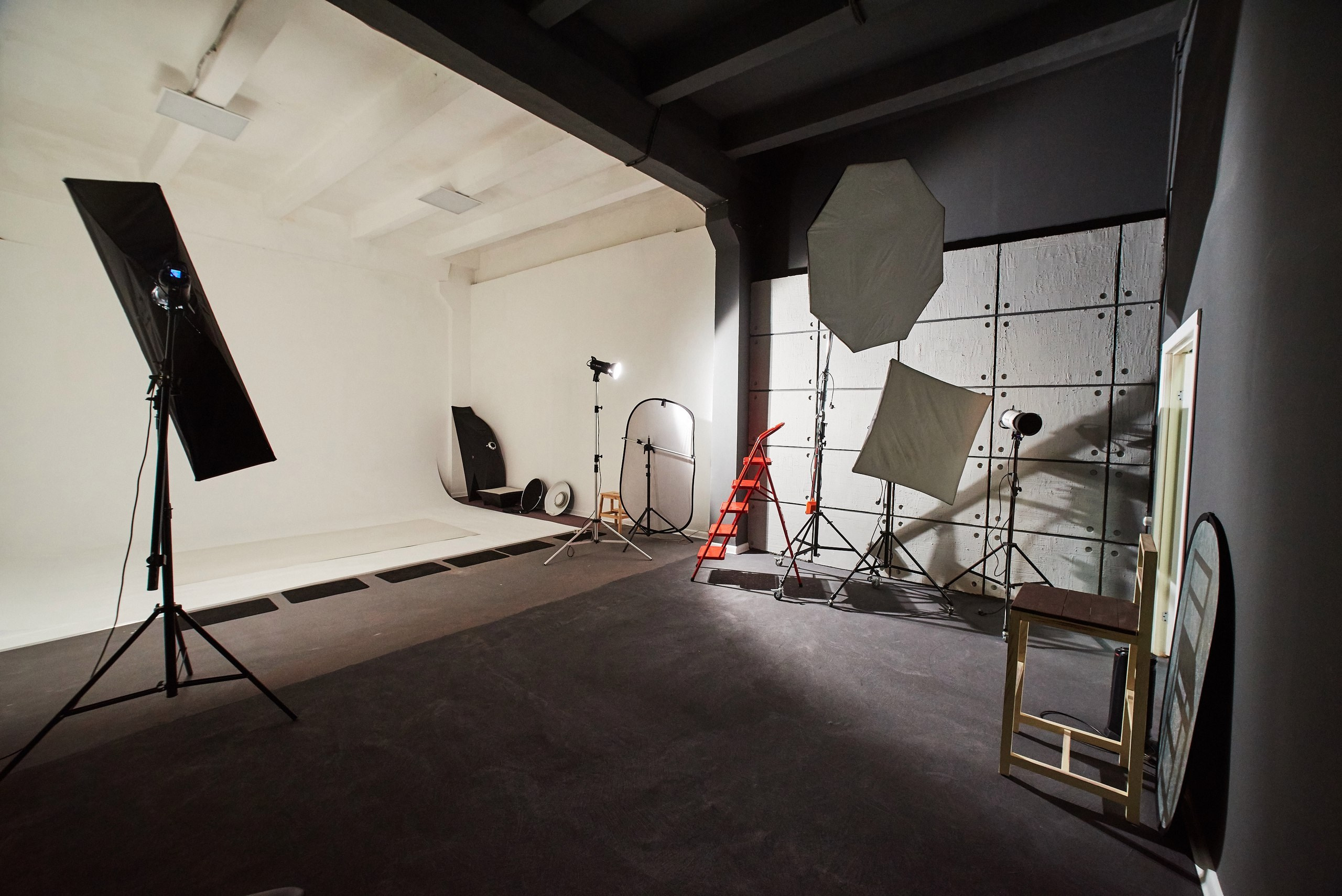 Фотостудии Барнаул. Свадебный репортажный и фуд фотограф в Барнауле Гайфулин Виталий