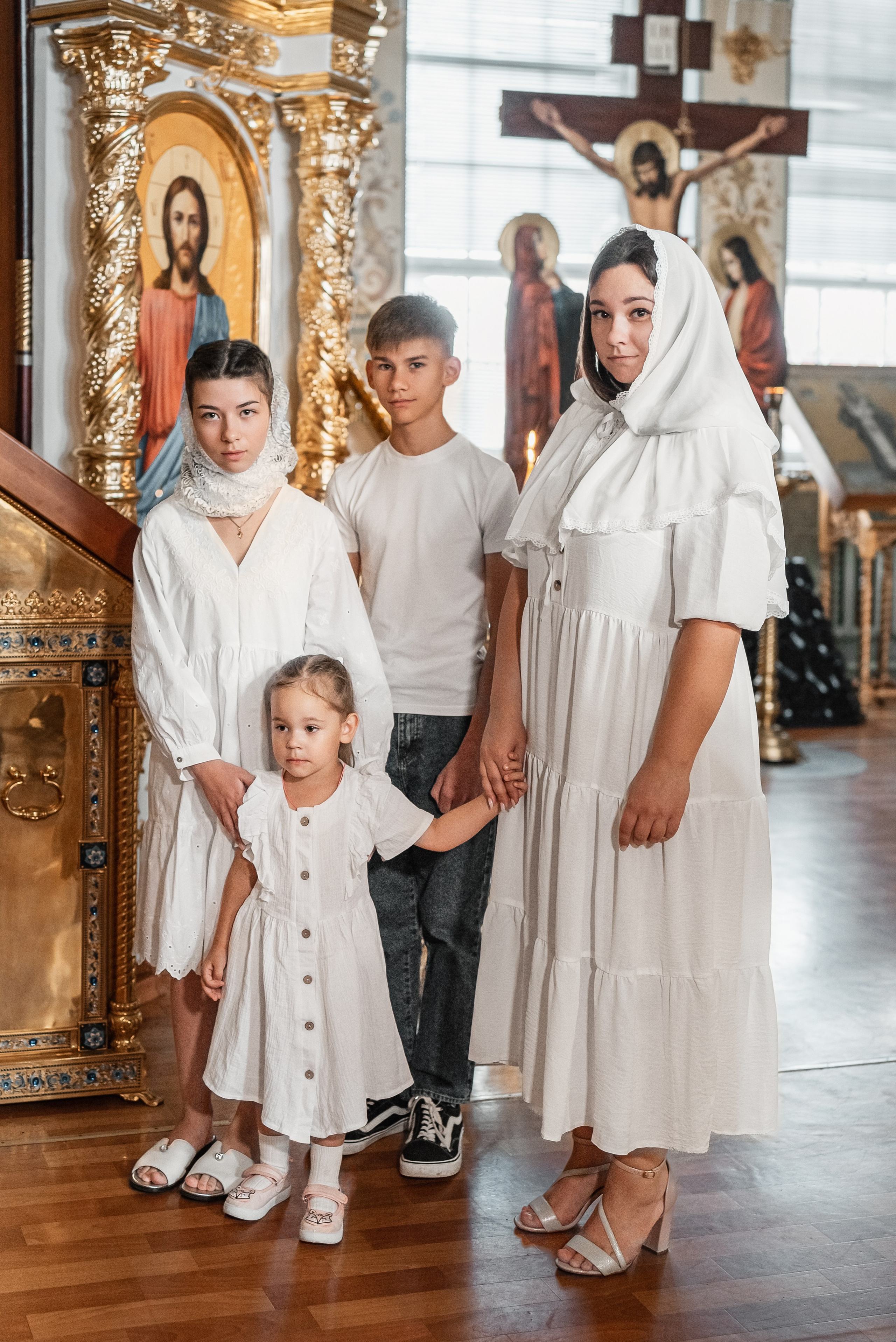 Крещение в храме Иоанна Богослова. Церковный фотограф на Таинство Крещения и Венчания в Оренбурге и Оренбургской области Екатерина Белкина