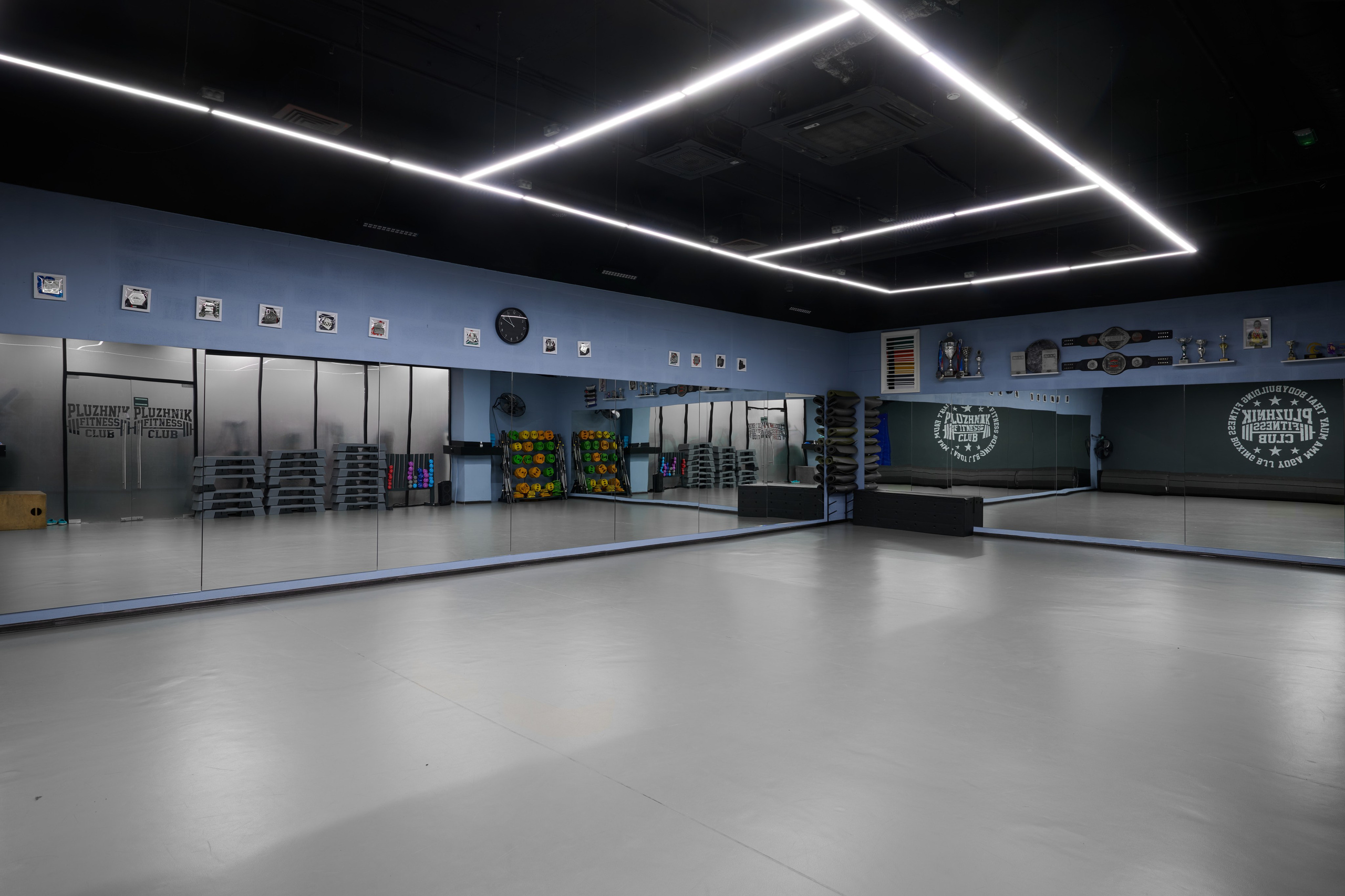 Интерьерная фотосъека фитнес клуба Плужник фитнес. Спортивный фитнес фотограф-видеограф Алексей Нестеров
