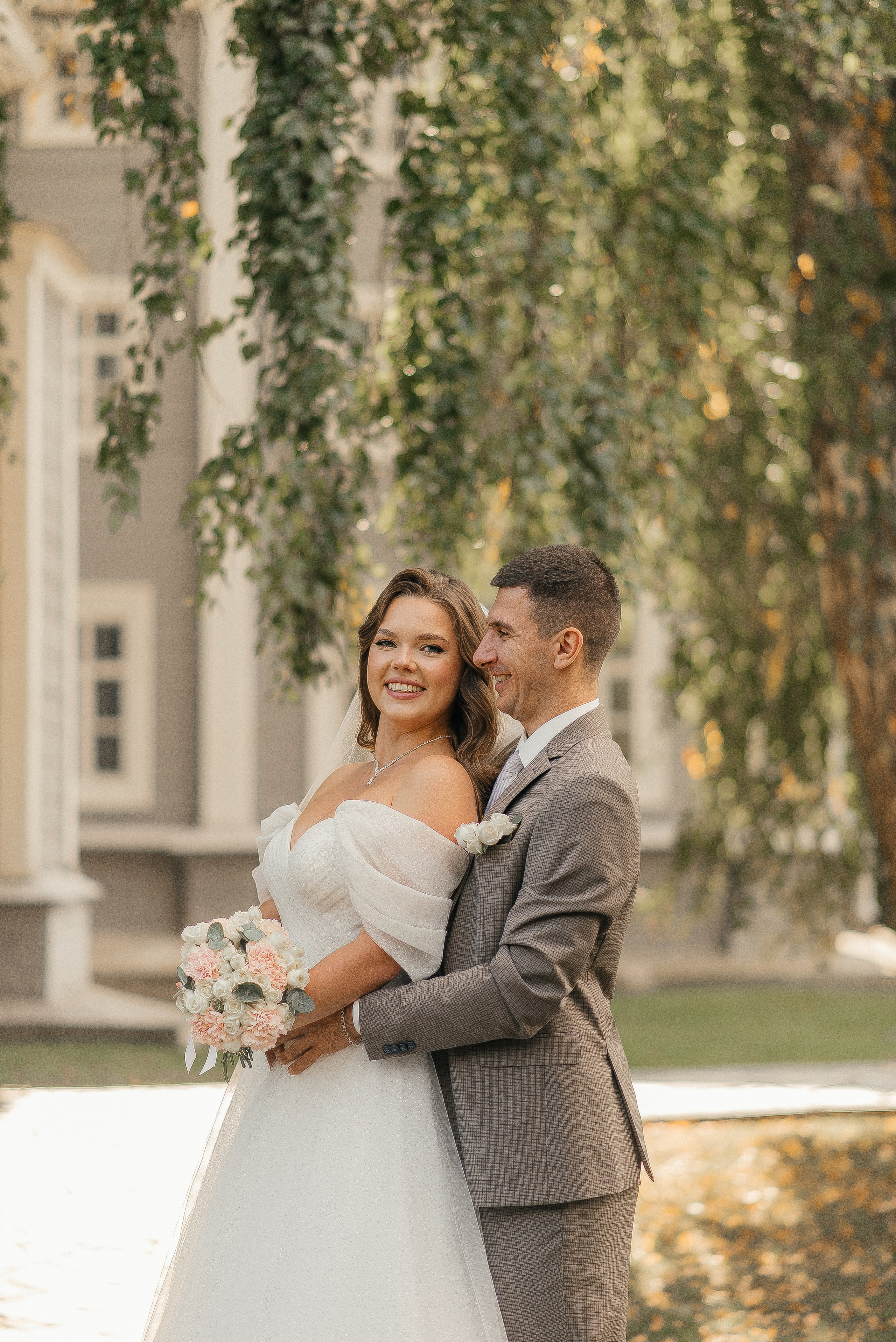 Михаил и Анна. Главная