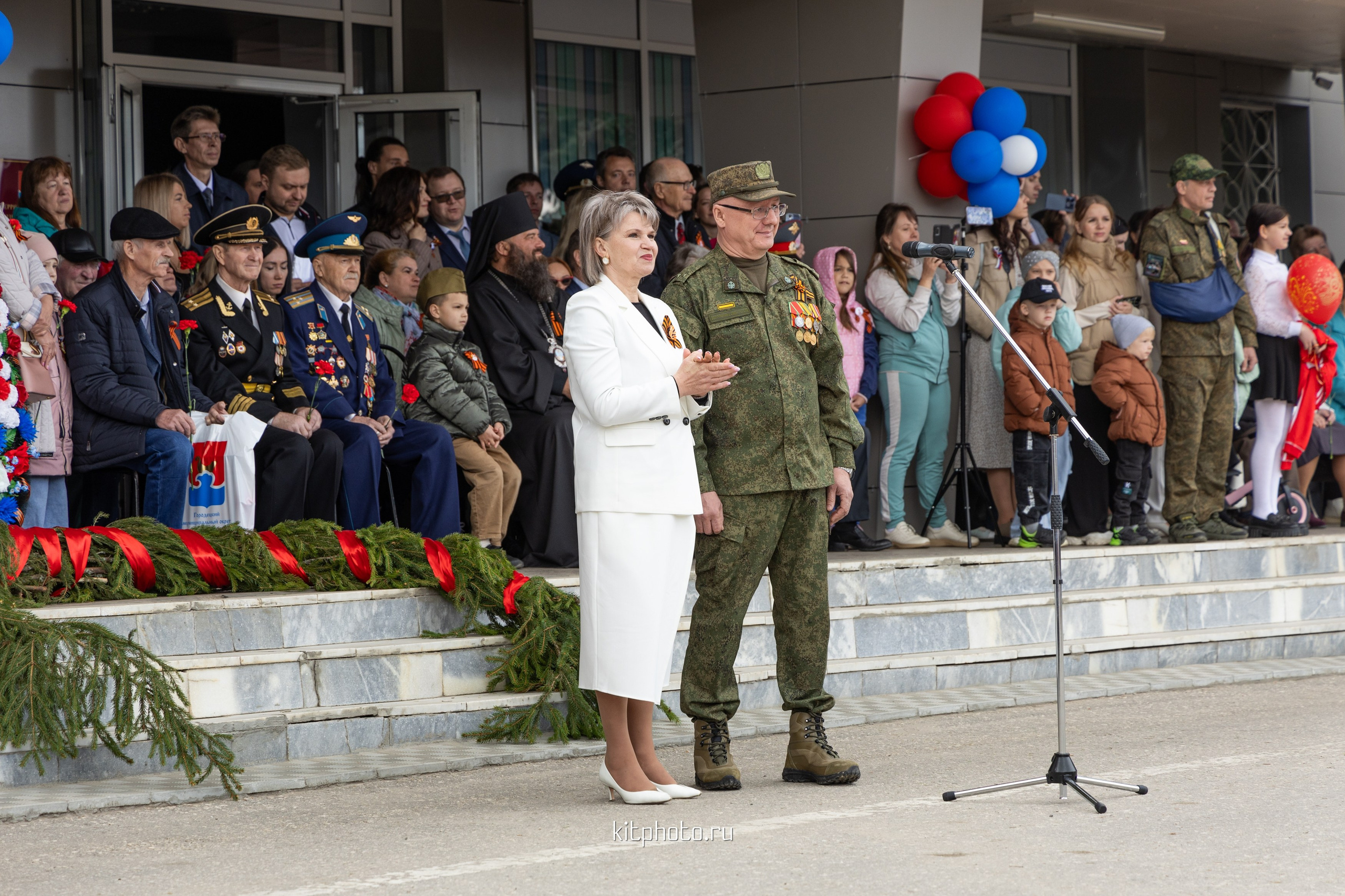 Фотосъёмка Дня Победы 2025 в Городце | Репортаж от KitPhoto. Фотограф Нижний Новгород Мария Китаева