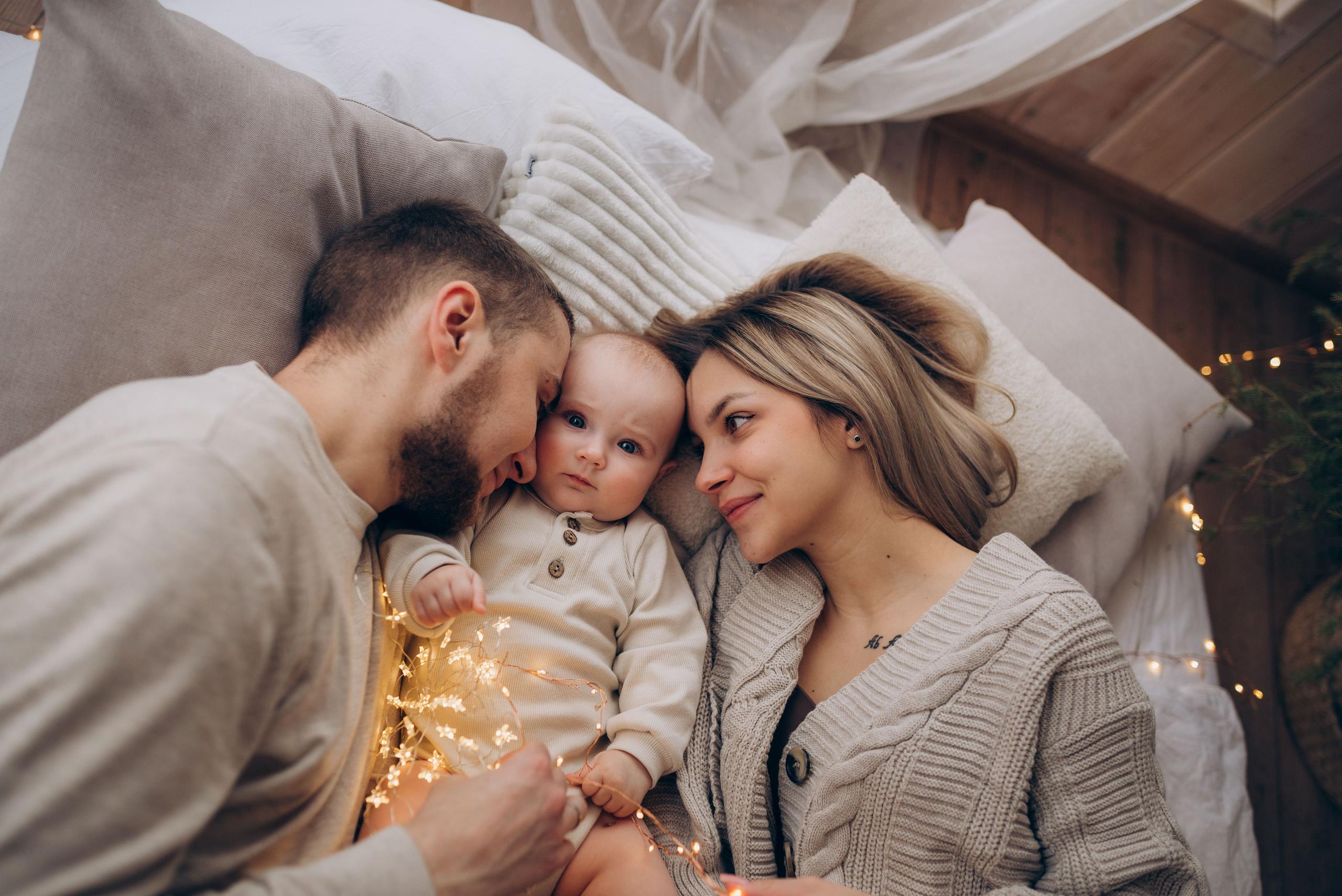 Семейная новогодняя фотосессия в студии. Семейный фотограф в Домодедово и Москве Елена Пичугина