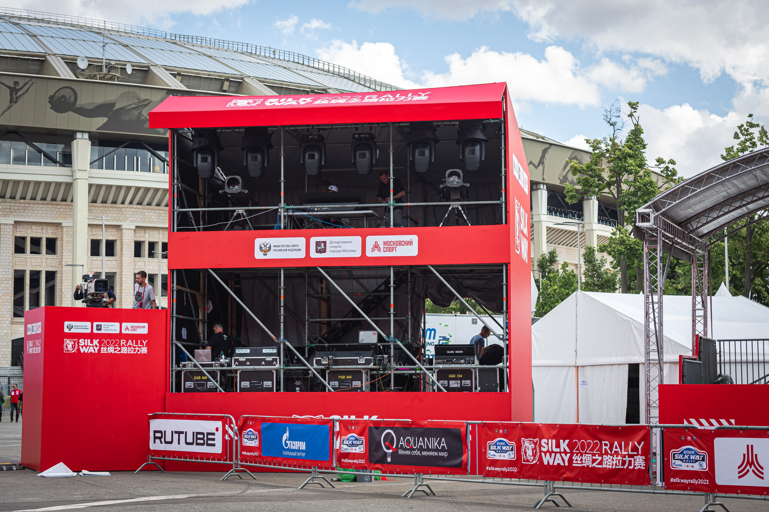 РЕКЛАМНЫЕ КОНСТРУКЦИИ И ЗАСТРОЙКИ. Портфолио