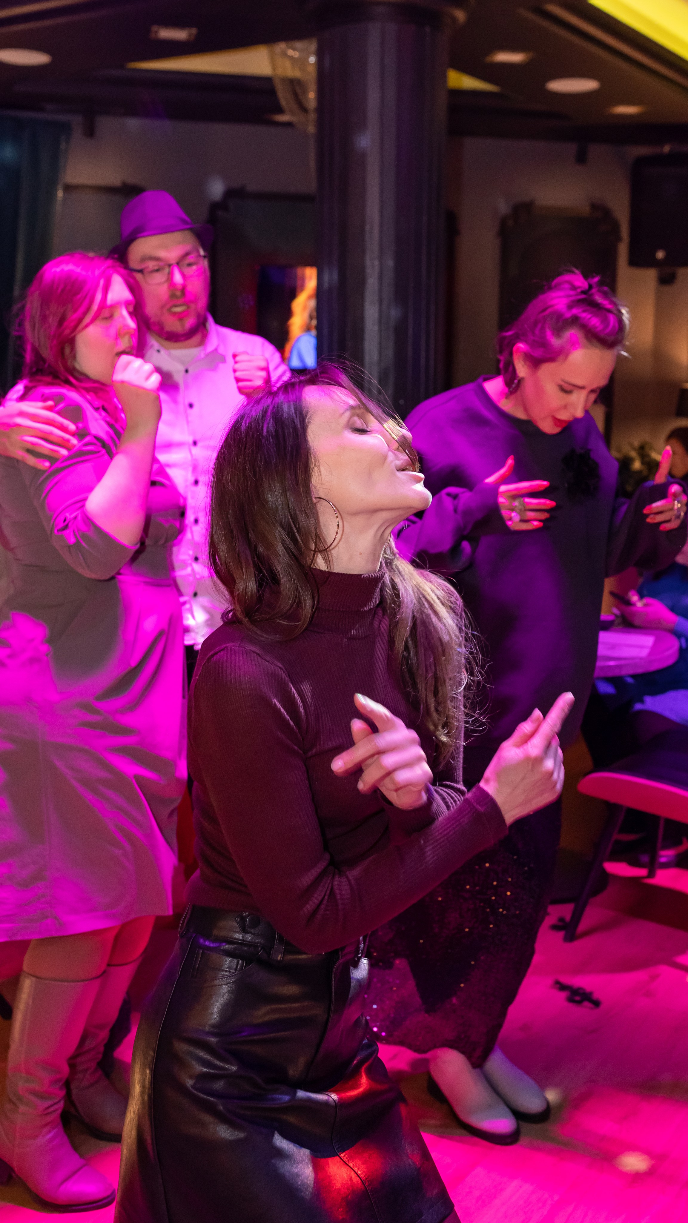 I`mom`s шоу-квиз «Детективы». Сказочный фотограф для Вас и Вашей семьи