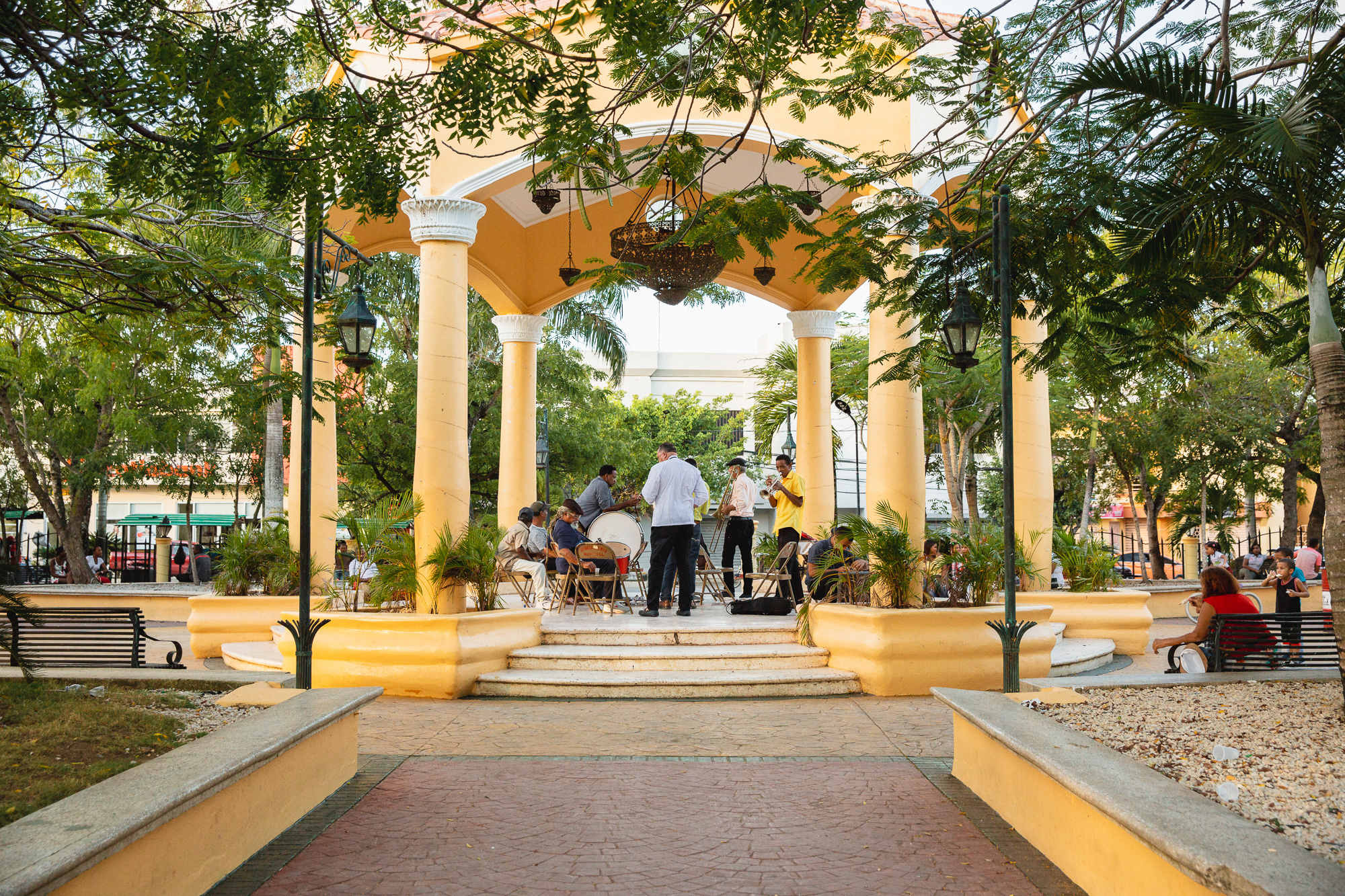 Путешествие в городок Игуэй, Доминиканская Республика, 2019. Репортажный фотограф в Томске