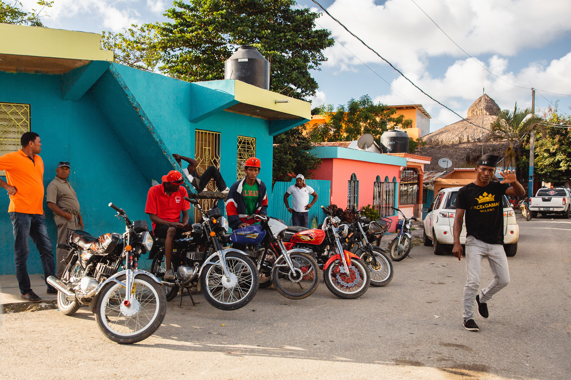 Путешествие в городок Игуэй, Доминиканская Республика, 2019. Репортажный фотограф в Томске