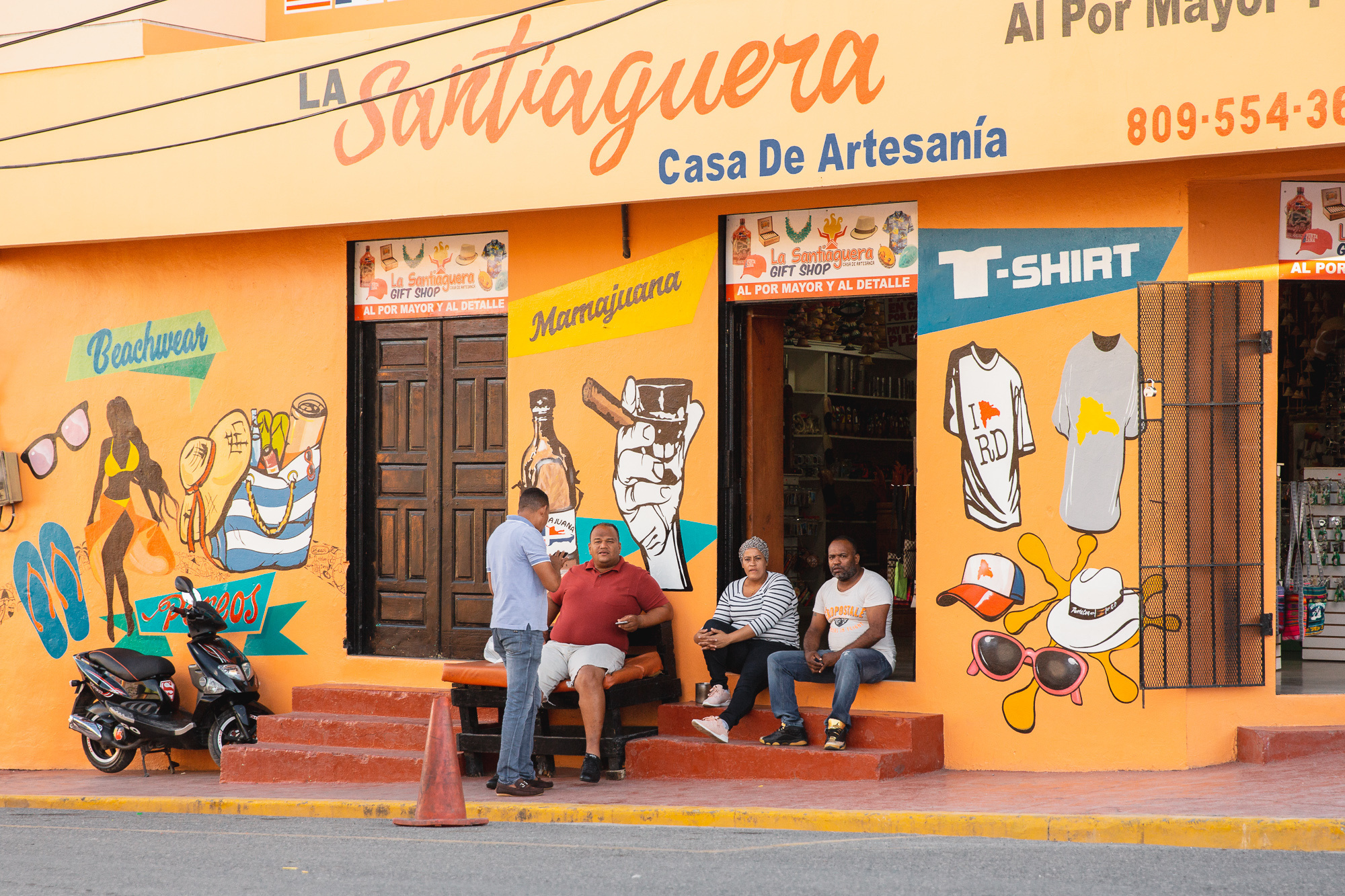 Путешествие в городок Игуэй, Доминиканская Республика, 2019. Репортажный фотограф в Томске