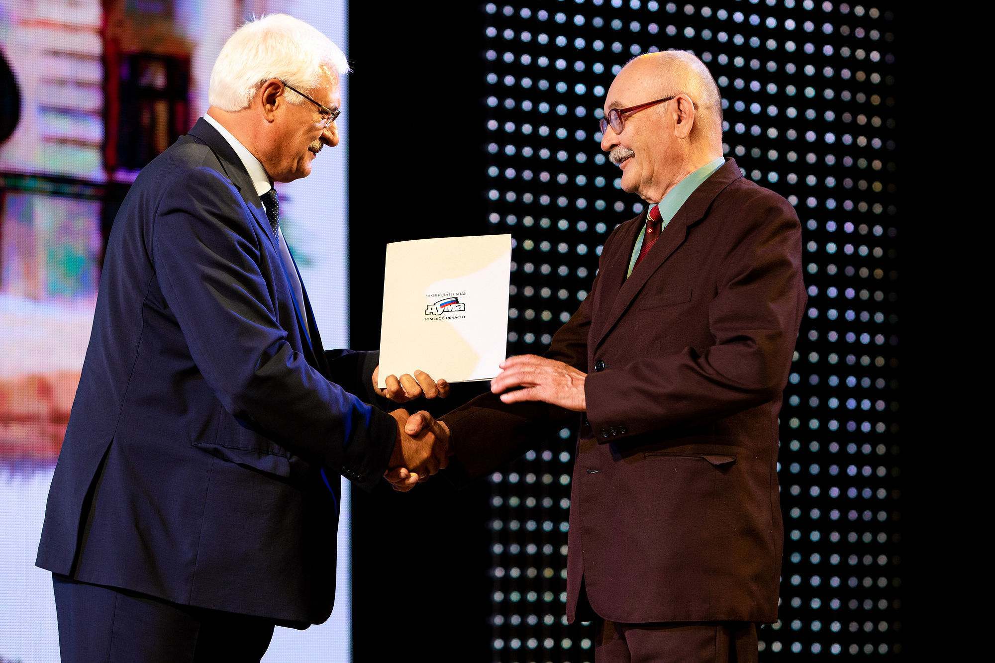 Праздничный концерт НПО «Вирион», Томск, 2019. Репортажный фотограф в Томске