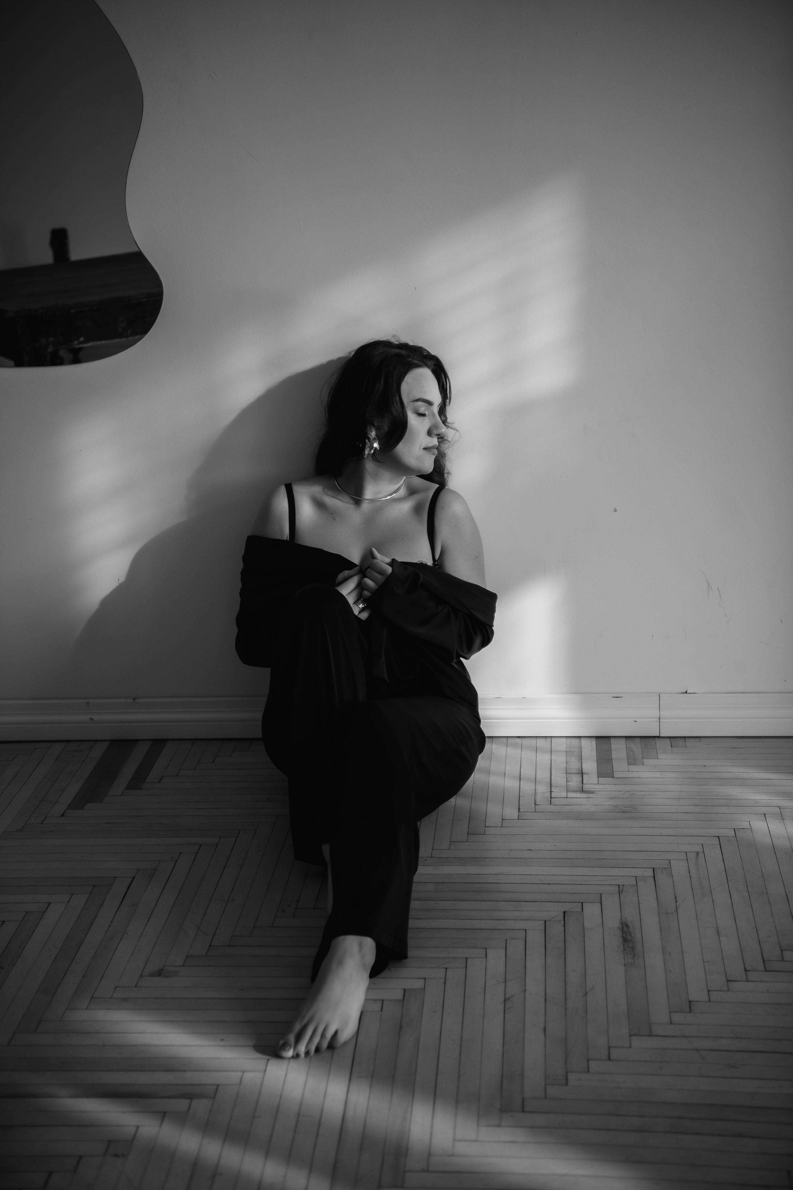 …Без слов — фотосессия для нее. Фотохудожник Нина Жихарева