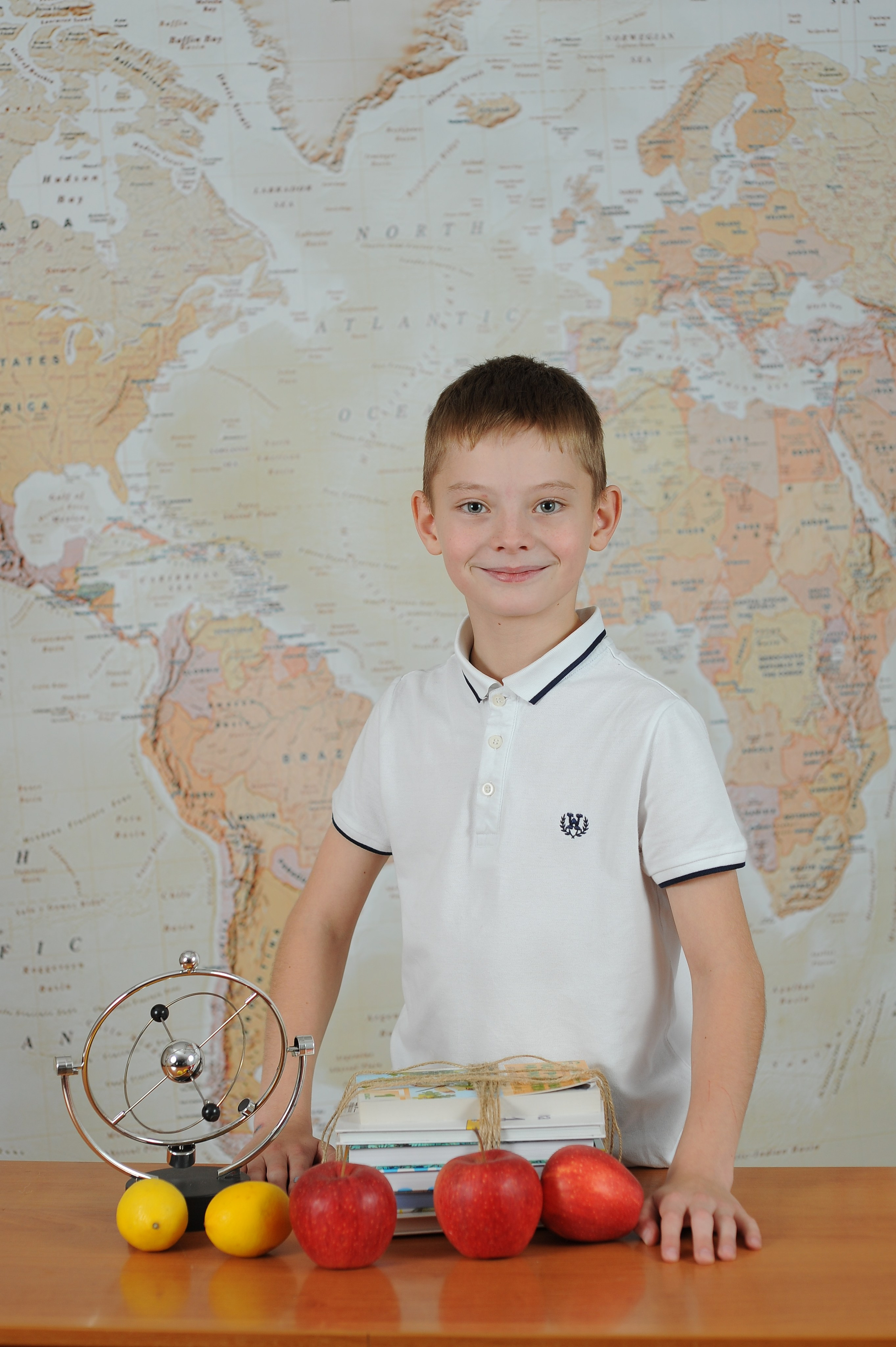 4 класс для альбома. Детский портрет