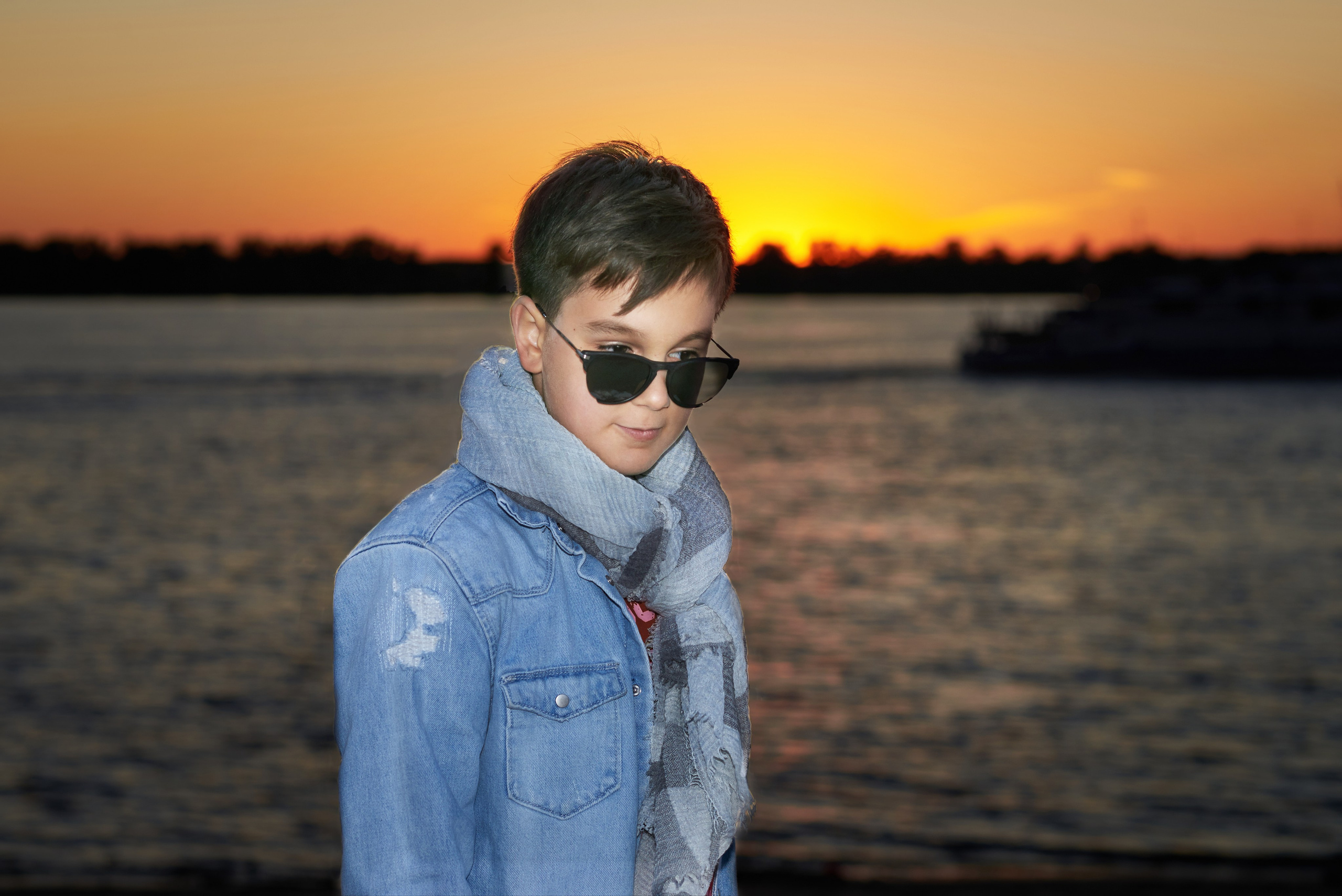 Летняя фотосессия на природе, в лесу, на улице. Семейная с детьми